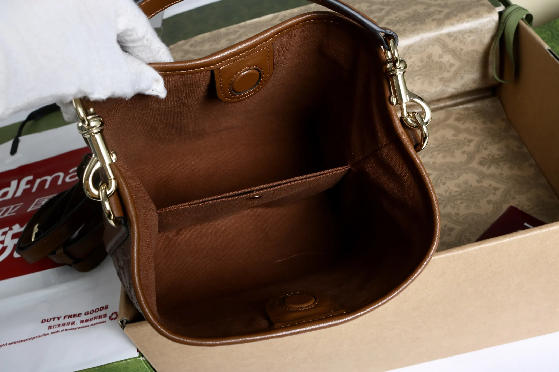 Gucci GG Emblem small bucket bag 815118 - 图片 15