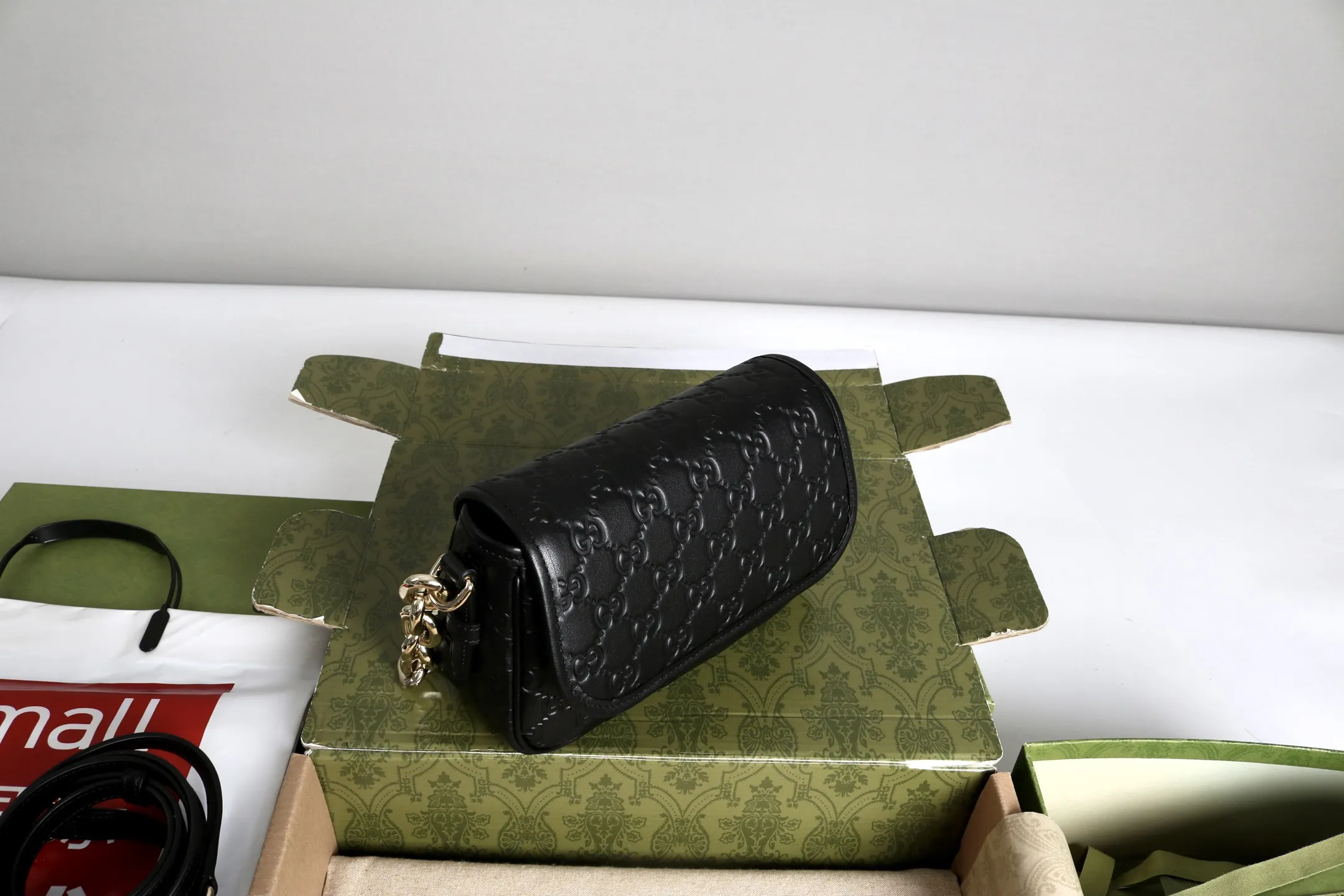 Gucci GG Emblem small shoulder bag 847448 - 图片 5