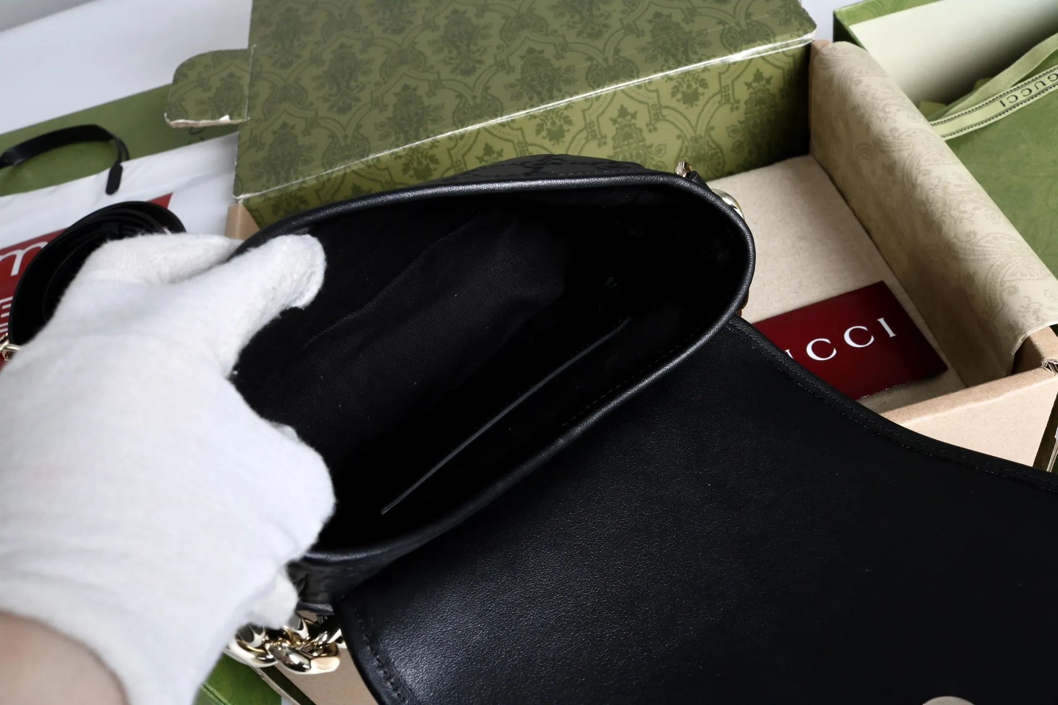 Gucci GG Emblem small shoulder bag 847448 - 图片 14
