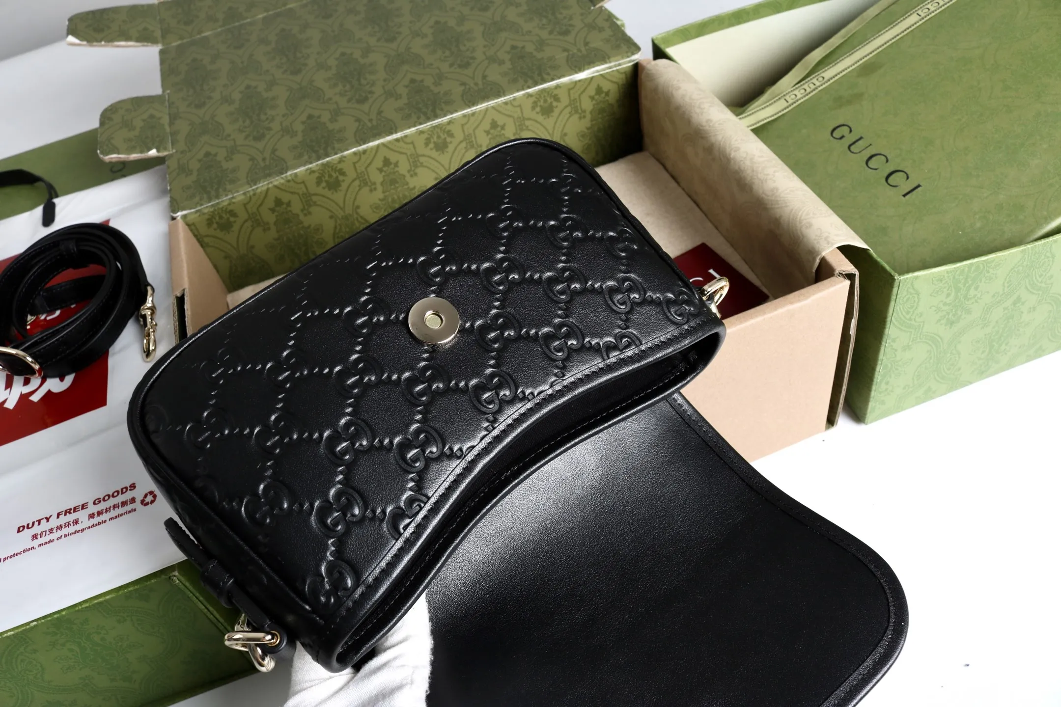 Gucci GG Emblem small shoulder bag 847448 - 图片 15