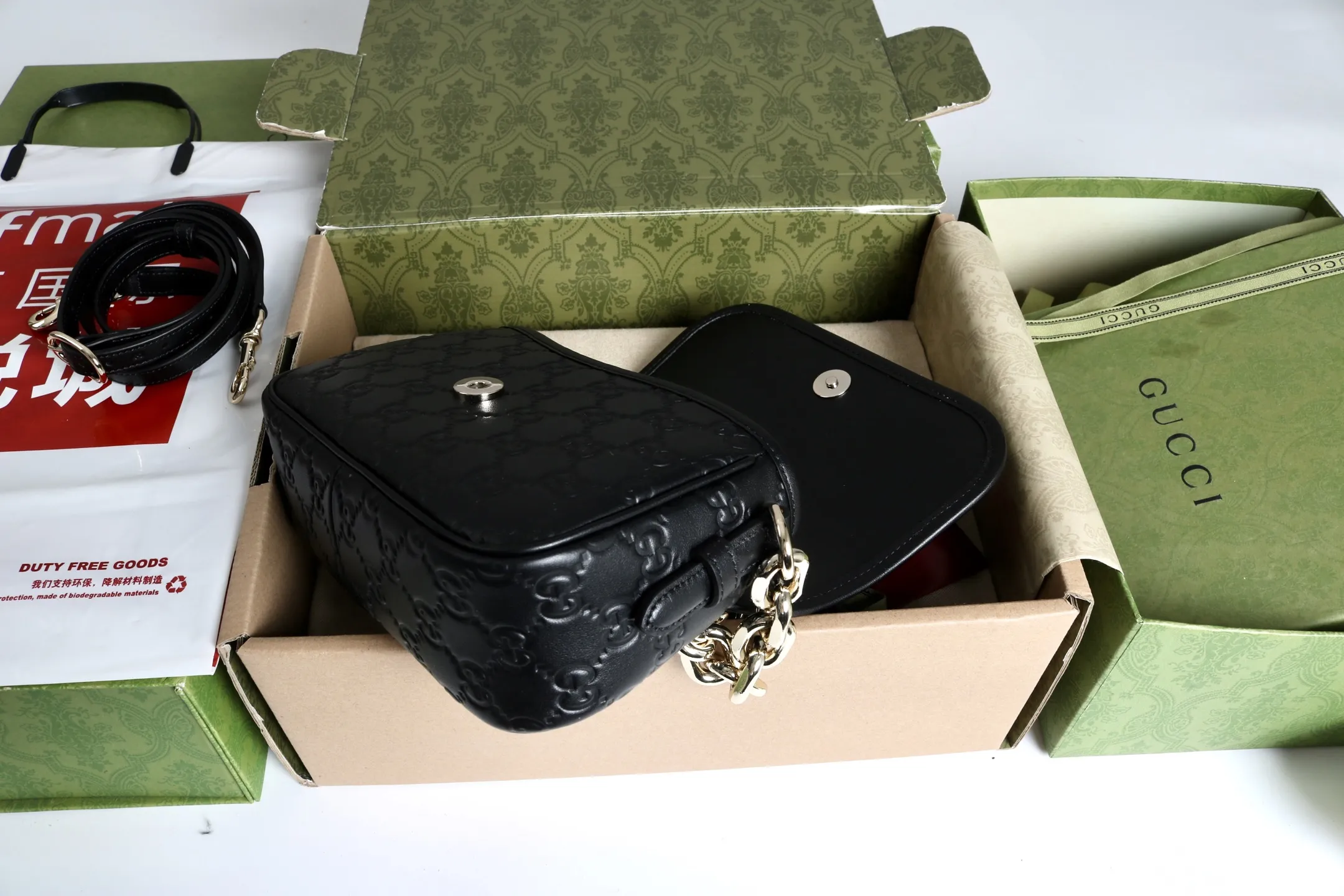 Gucci GG Emblem small shoulder bag 847448 - 图片 18