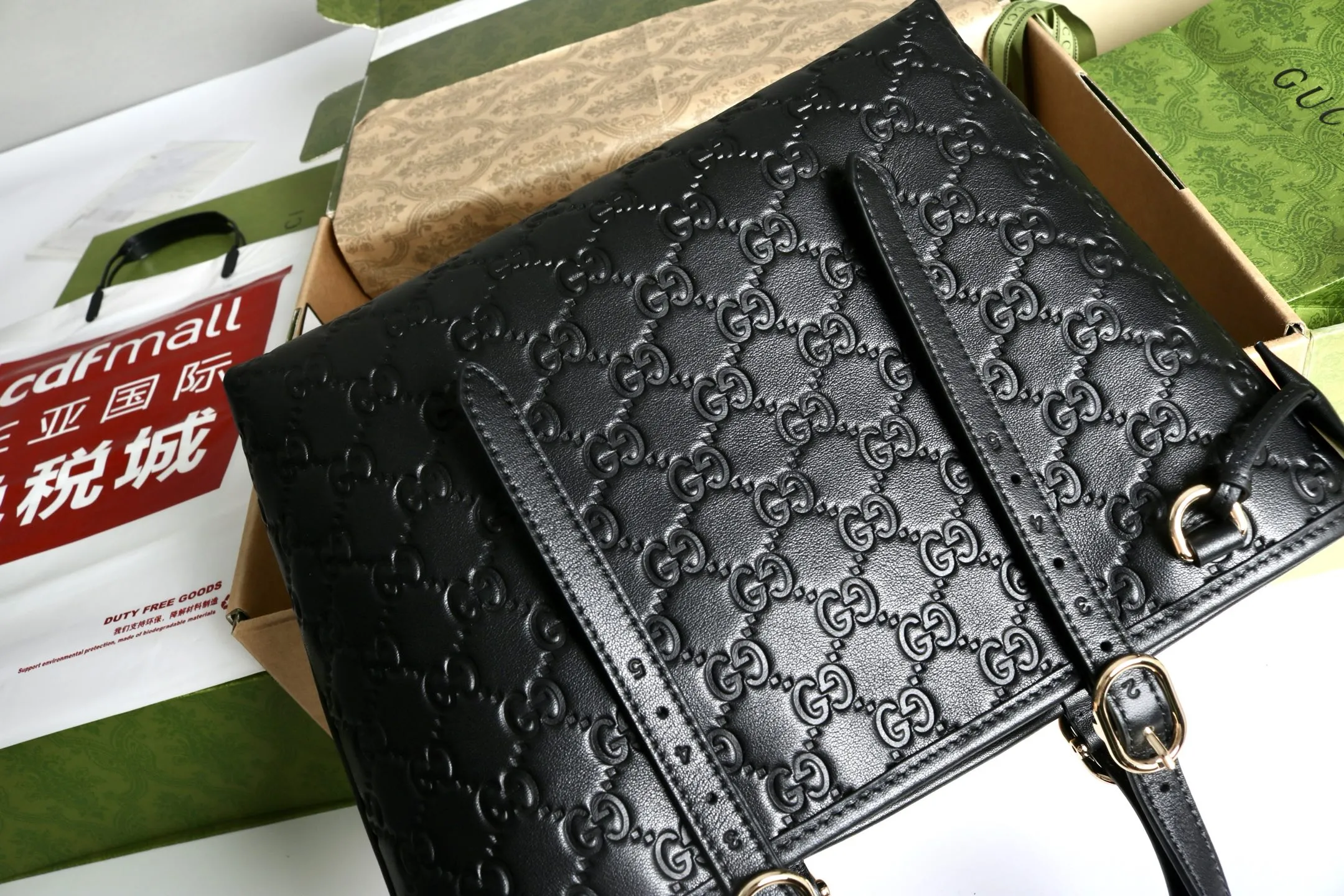 Gucci GG Emblem medium tote bag 847456 - 图片 13