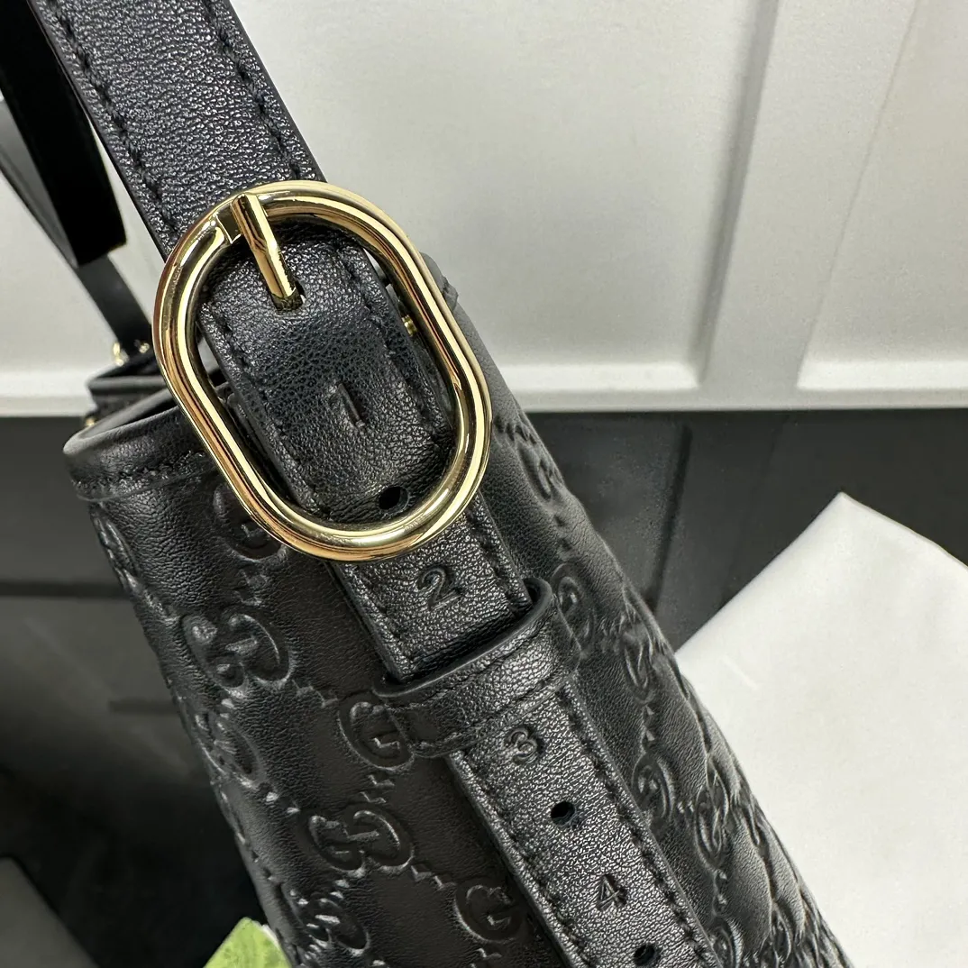 Gucci GG Emblem small shoulder bag 848881 - 图片 8