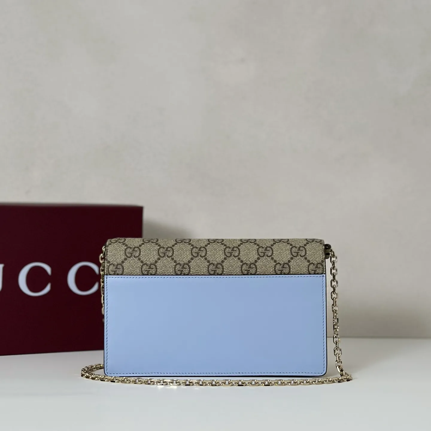 Gucci GG Emblem wallet on chain 838151 - Image 4