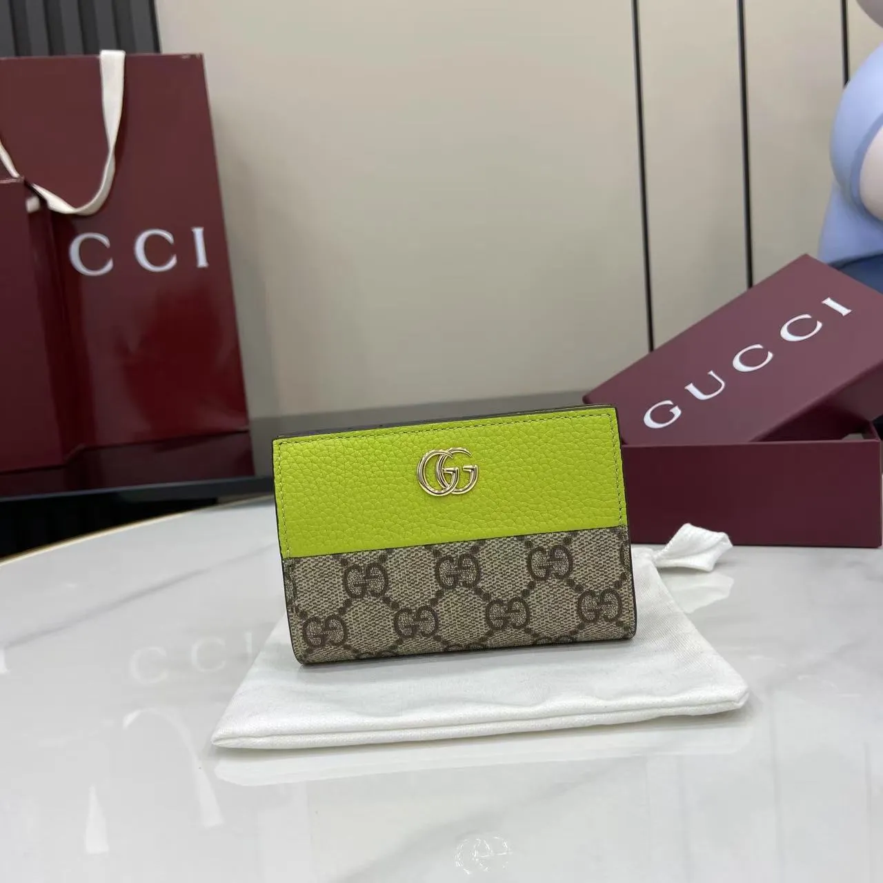 Alternative view of Gucci Bi-color GG Marmont small wallet 841360