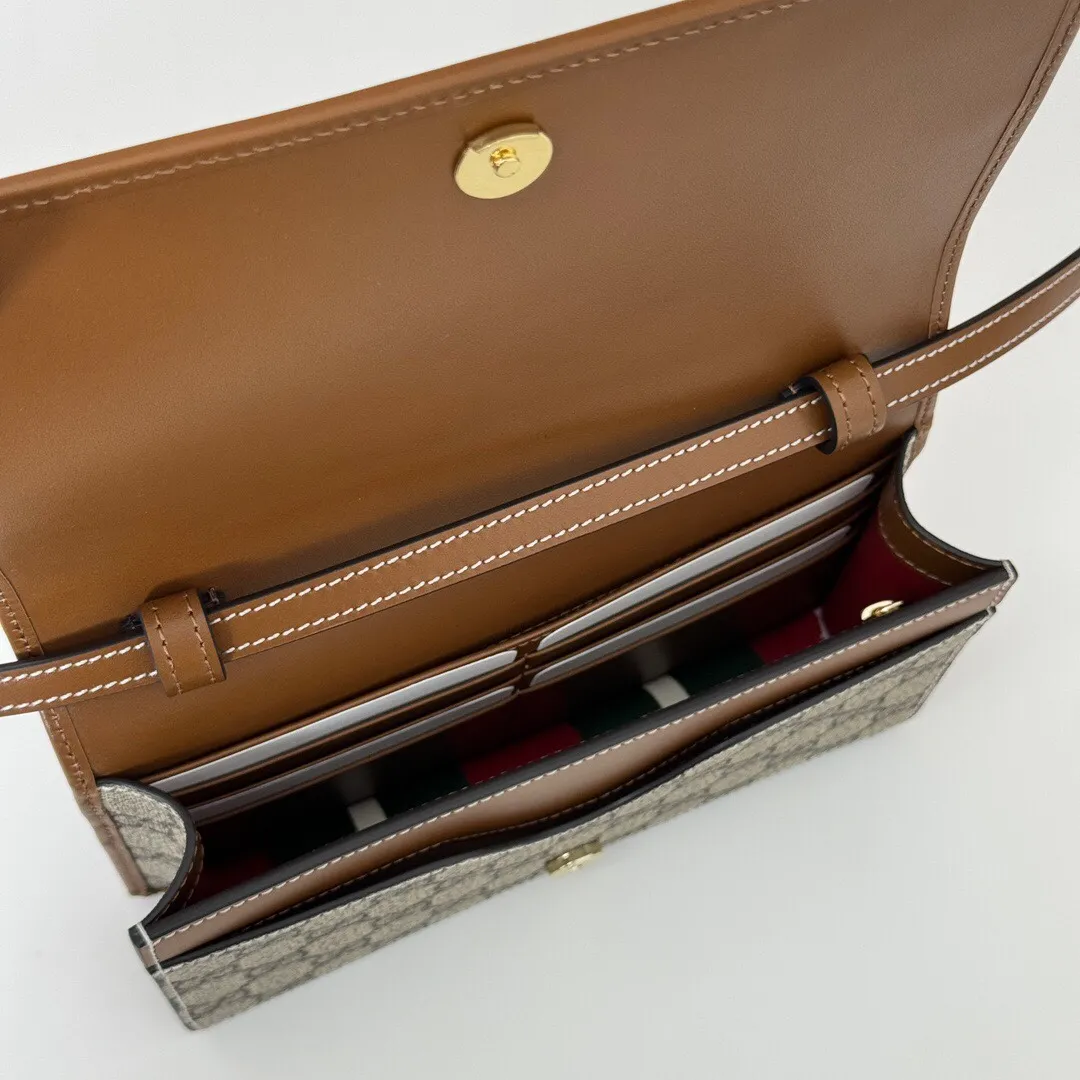 Gucci GG Emblem wallet with leather strap 820688 - Image 6