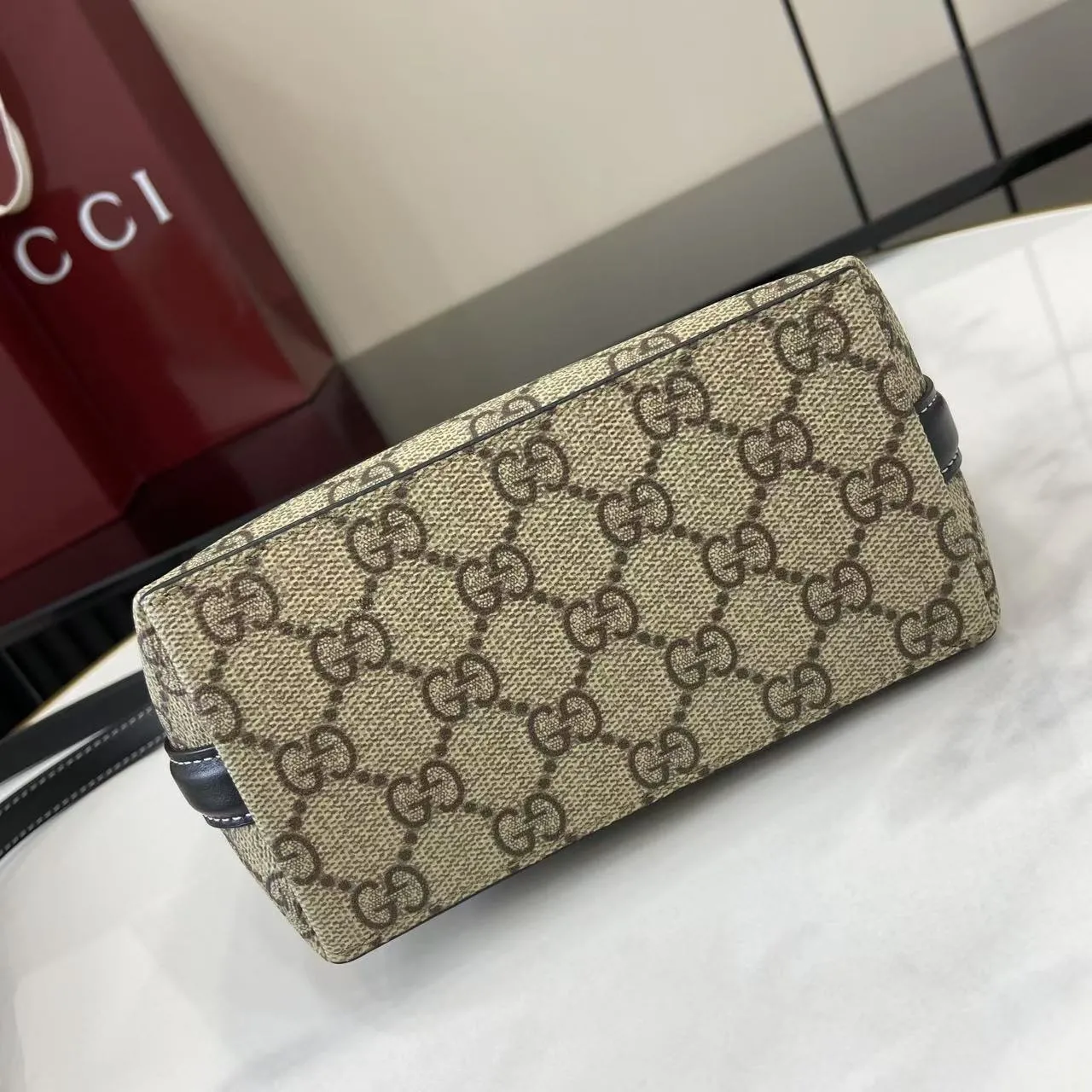 Gucci GG Emblem nano bucket bag 847090 - 图片 5
