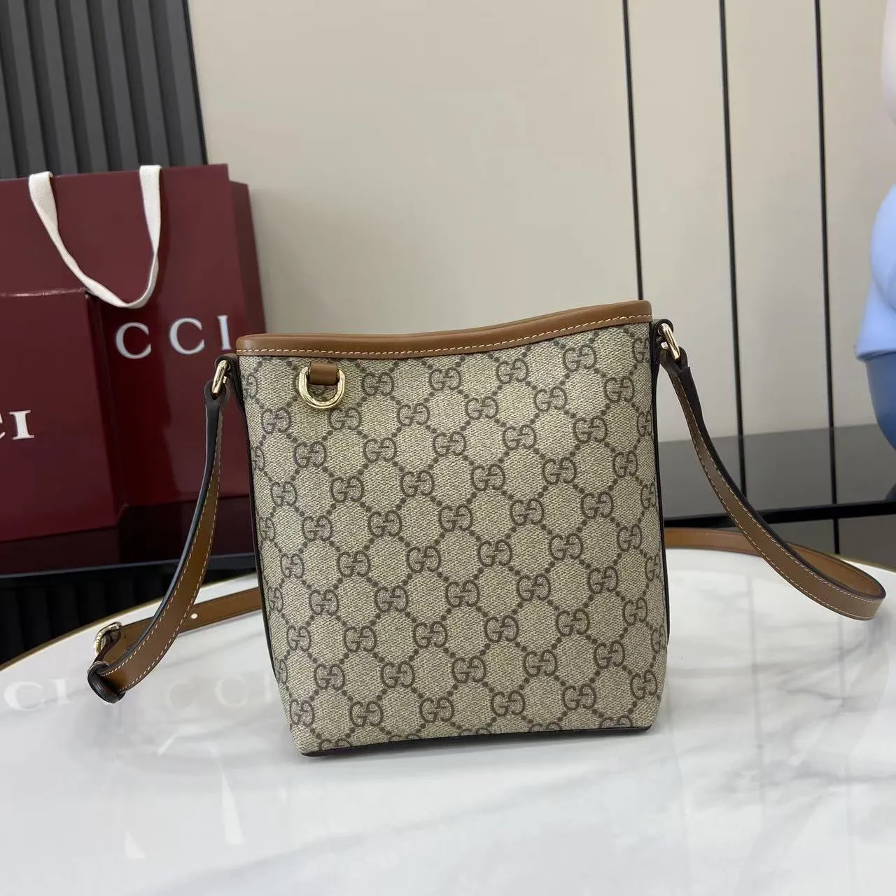 Gucci GG Emblem nano bucket bag 847090 - 图片 2