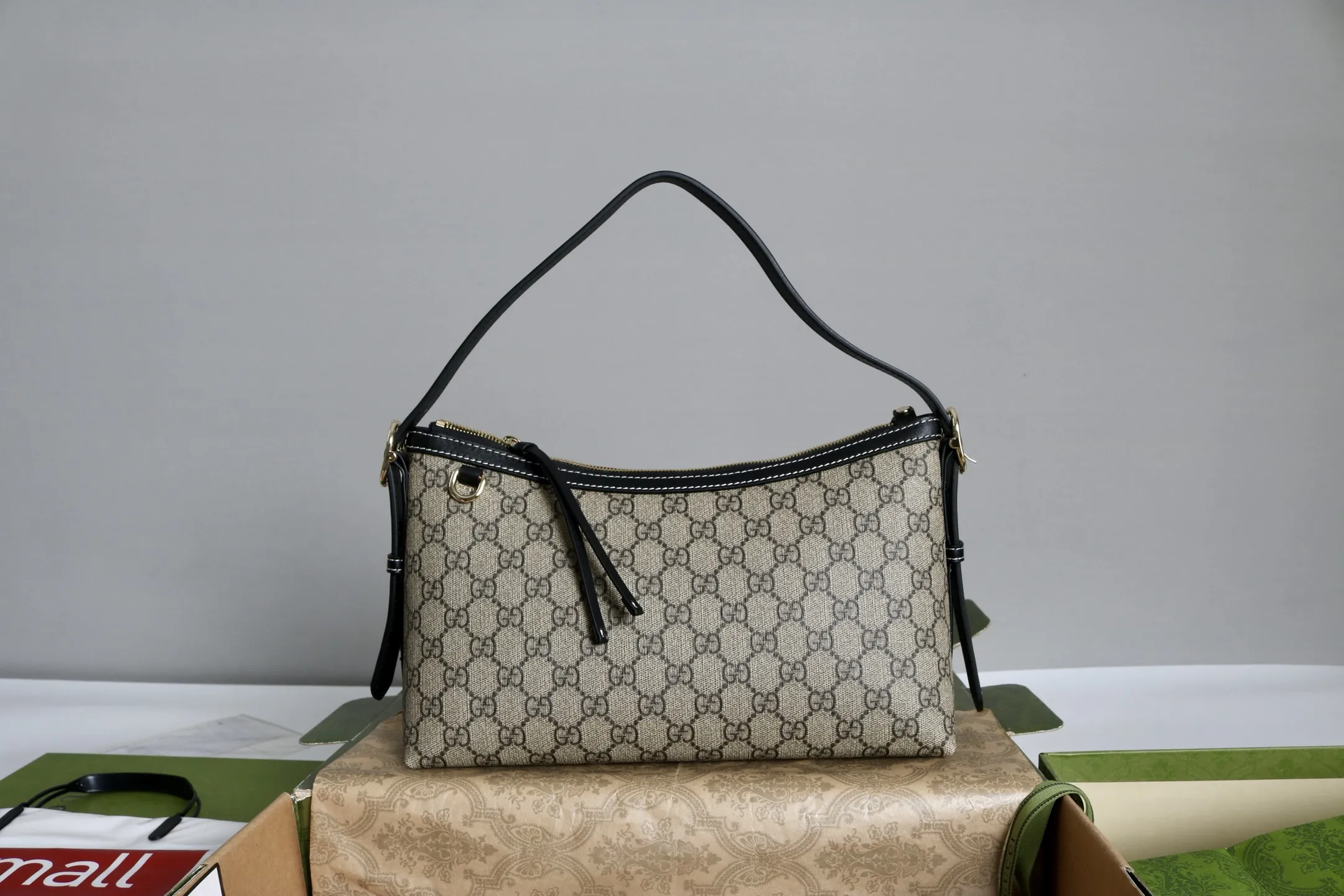 Alternative view of Gucci GG Emblem medium shoulder bag 847449