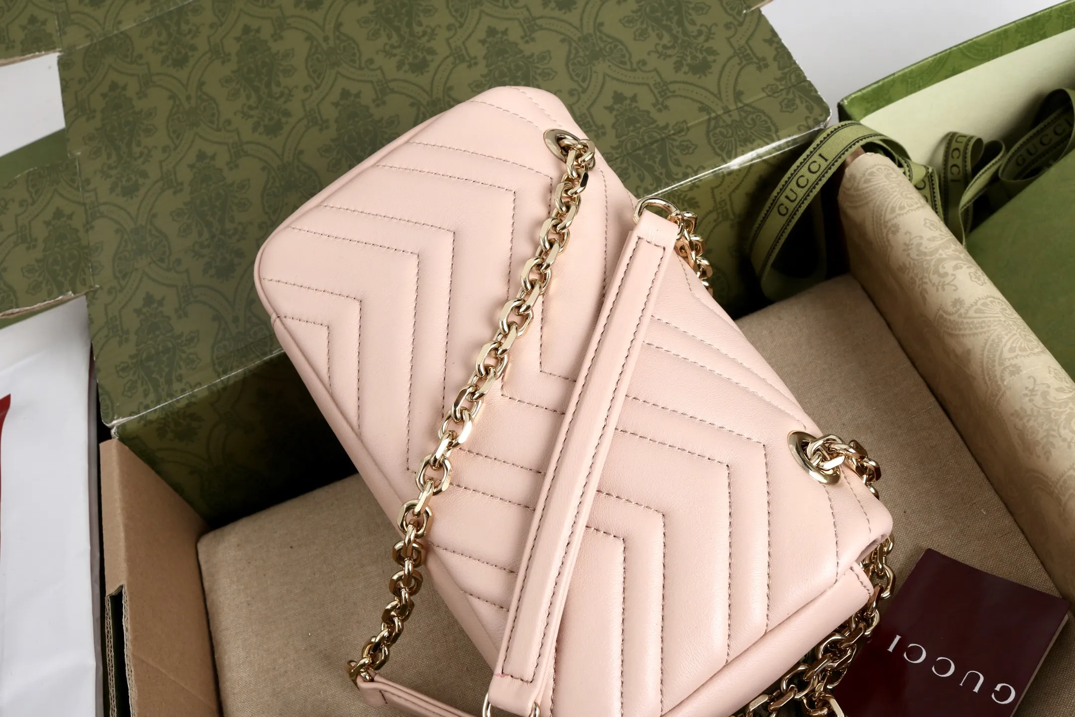 Gucci Marmont Small Shoulder Bag ?837280 - 图片 4