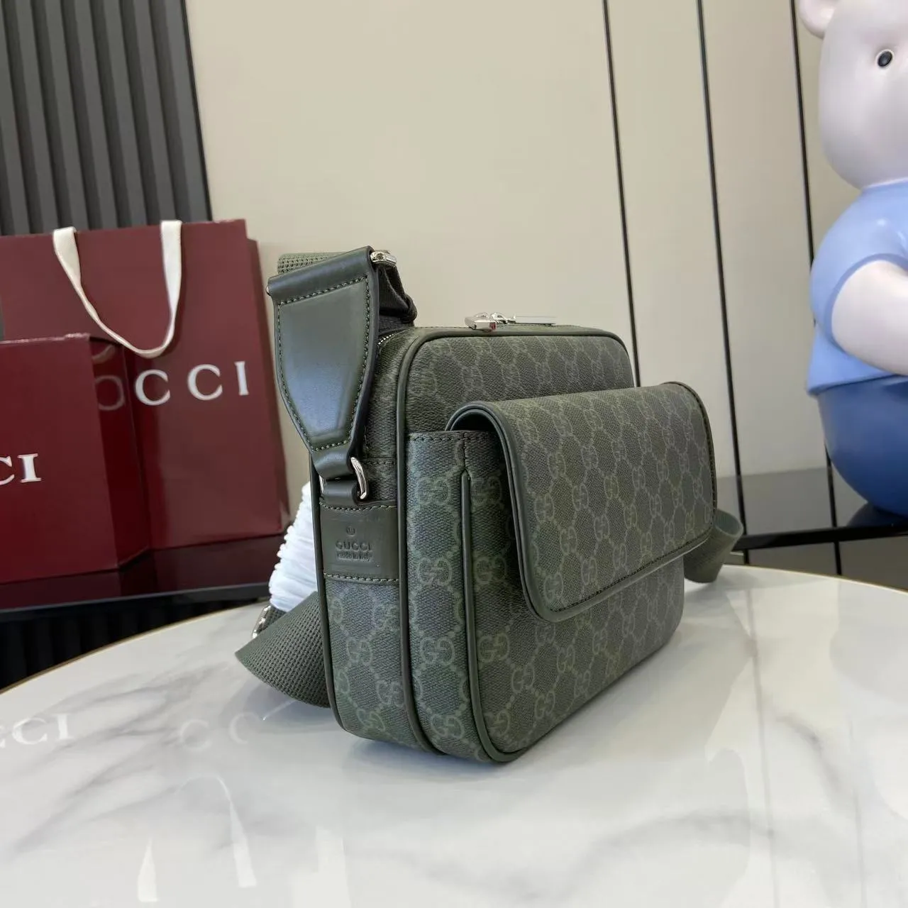 Gucci GG Monogram small crossbody bag 795479 - 图片 3