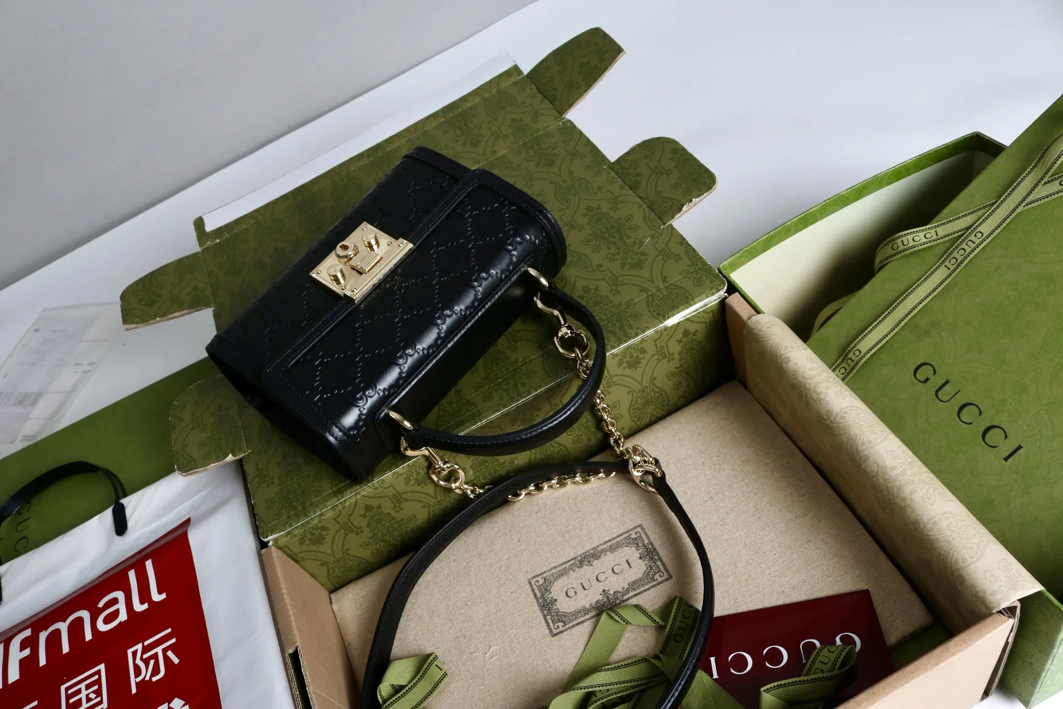 Gucci Padlock small top handle bag 848884 - Image 9