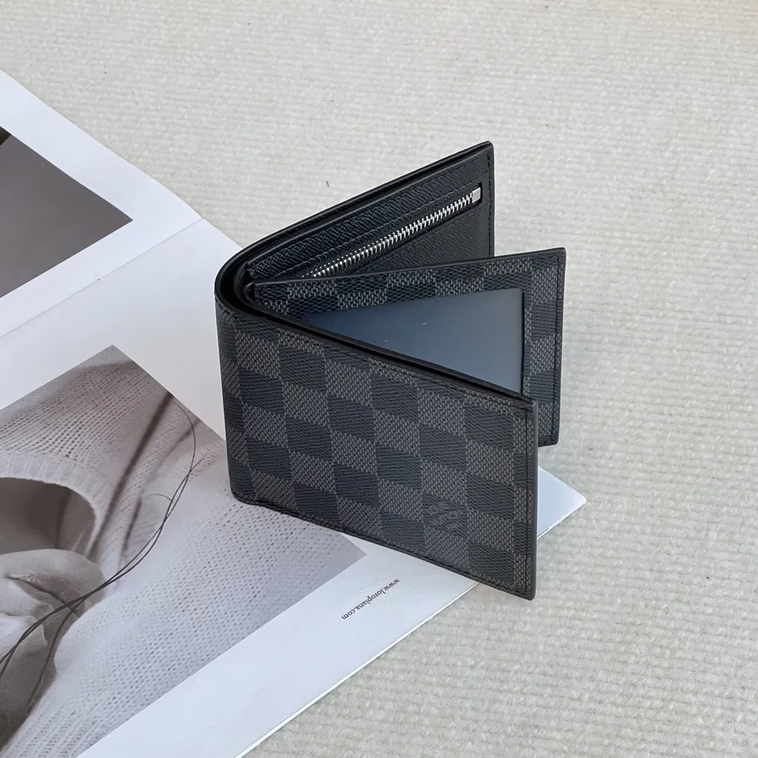Alternative view of Louis Vuitton Amerigo Wallet N60053