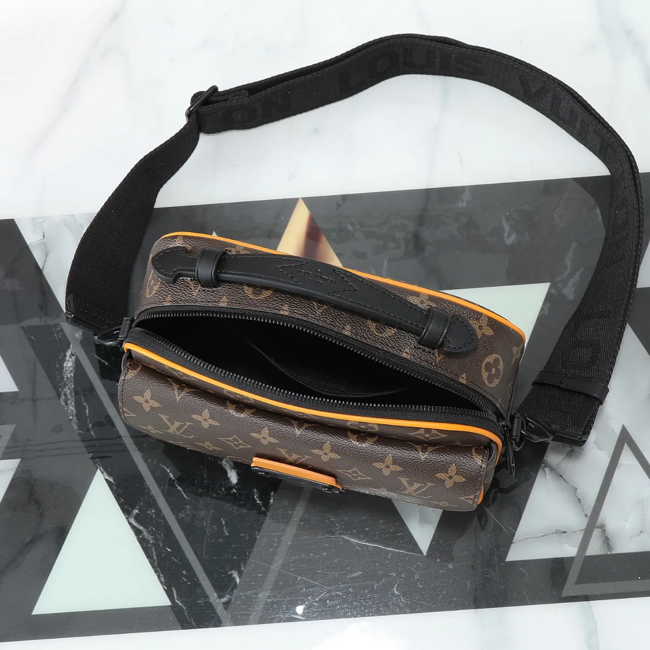 Louis Vuitton S-Lock M46688 - 图片 10