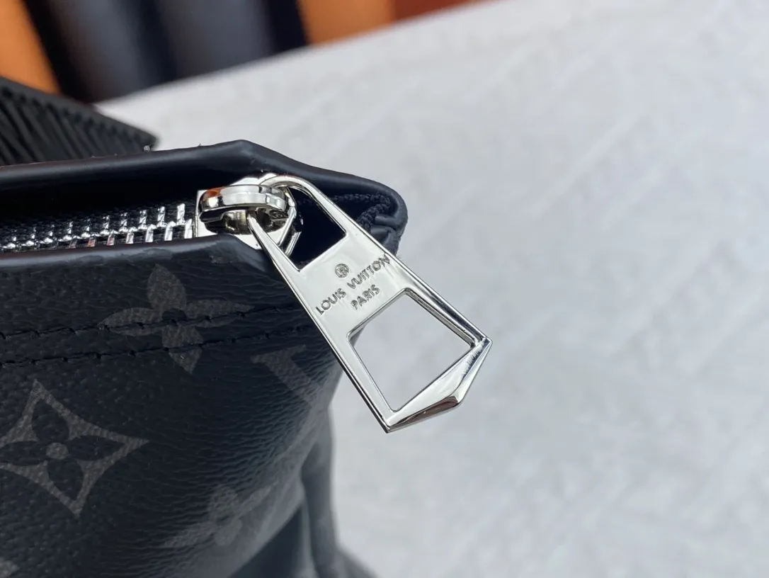 Louis Vuitton Gaston Labels Tote M45221 - Image 9