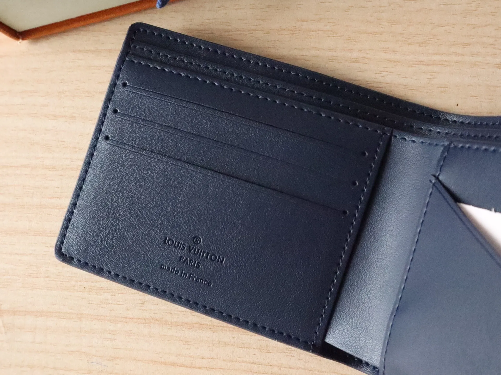 Louis Vuitton Multiple Wallet M14787 - Image 10