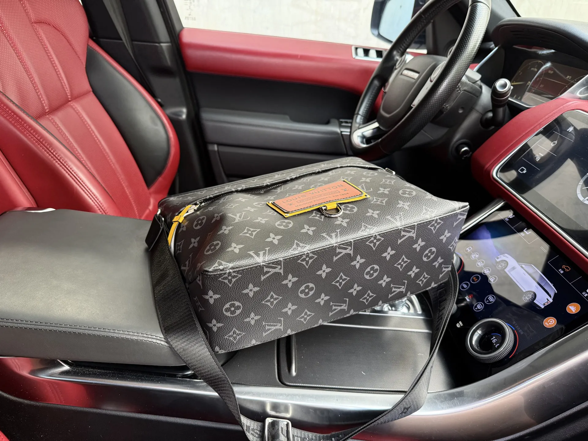 Louis Vuitton Besace Zippée M48219 - 图片 10