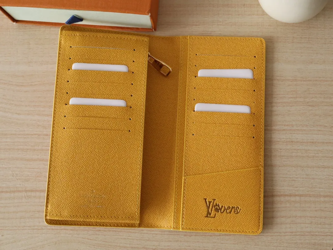 Louis Vuitton Brazza Wallet M12656 - 图片 8