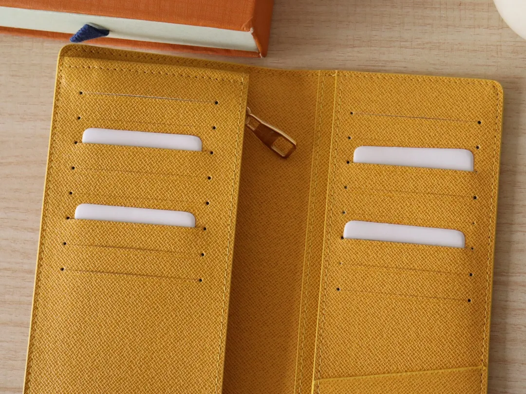 Louis Vuitton Brazza Wallet M12656 - 图片 9
