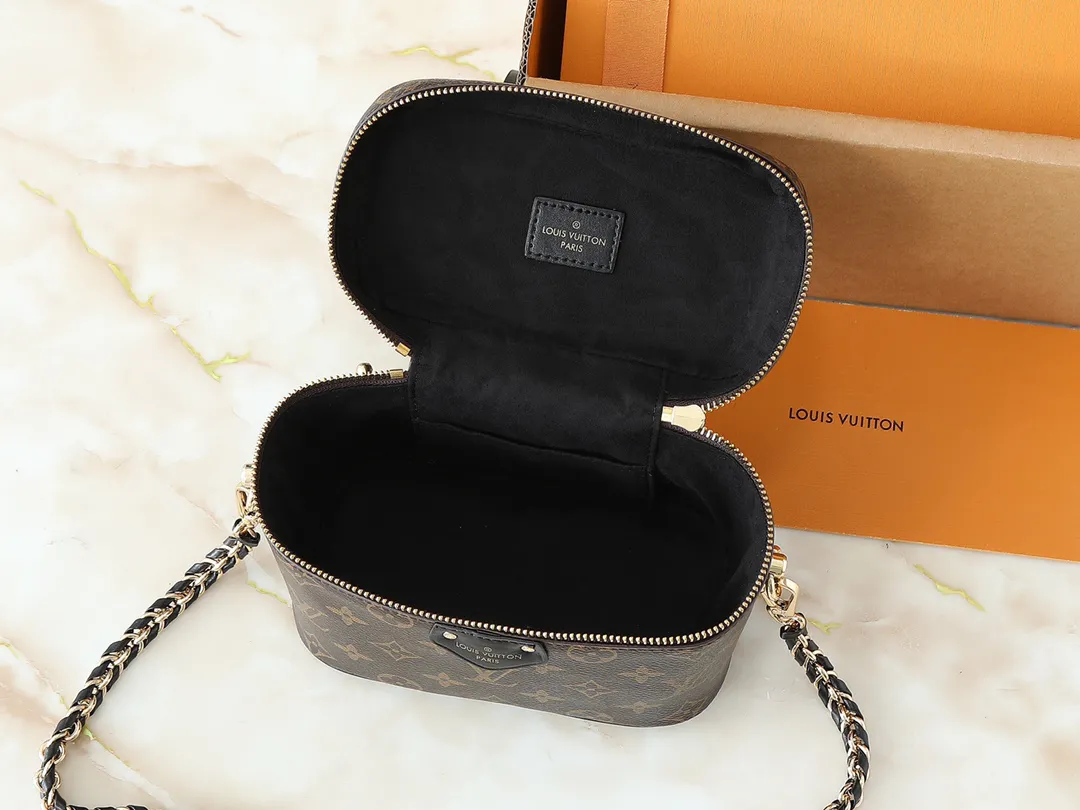 Alternative view of Louis Vuitton Vanity PM M47128