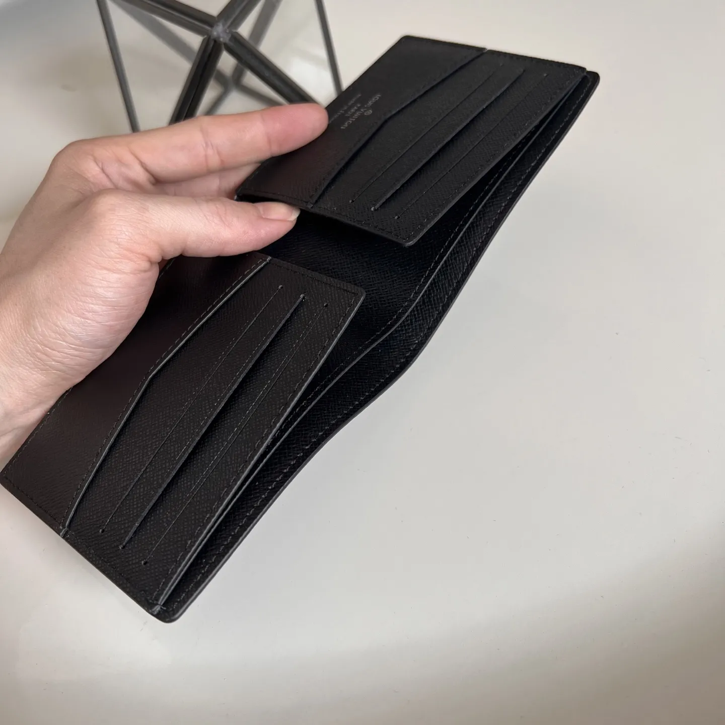 Louis Vuitton Slender Wallet M80906 - 图片 2
