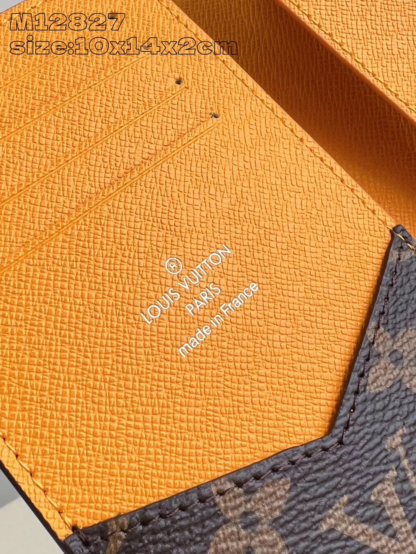 Louis Vuitton Passport Cover M12827 - Image 8