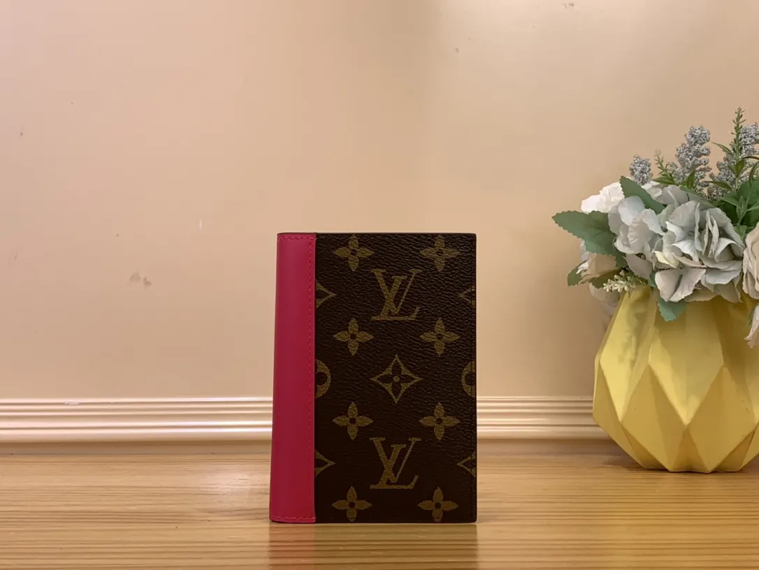 Louis Vuitton Passport Cover M12824 - Image 3