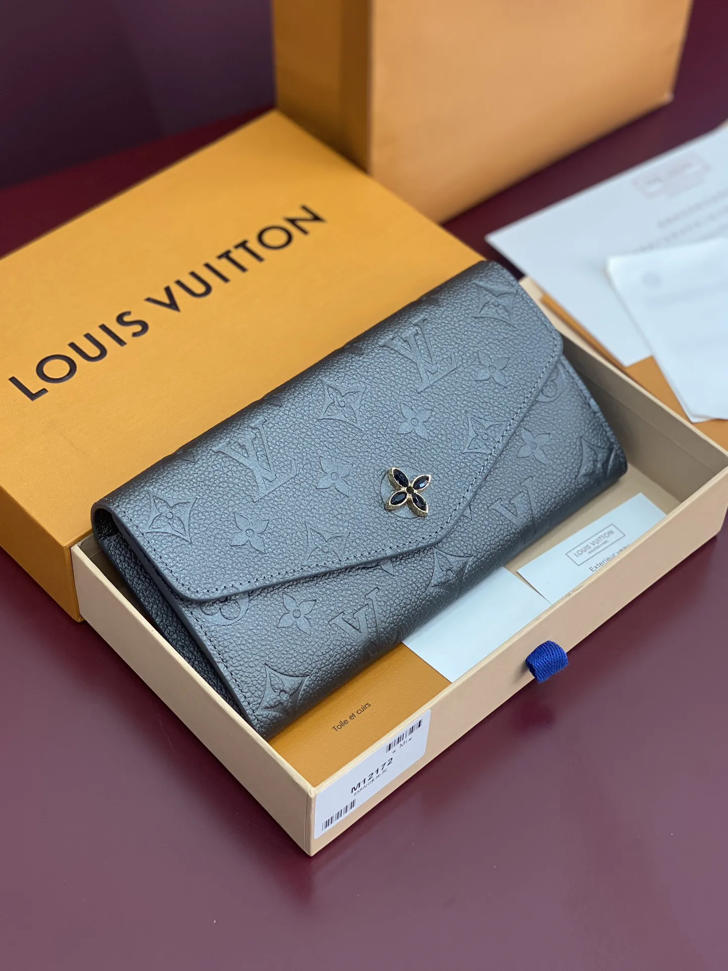 Louis Vuitton Sarah Wallet M12172 - Image 3