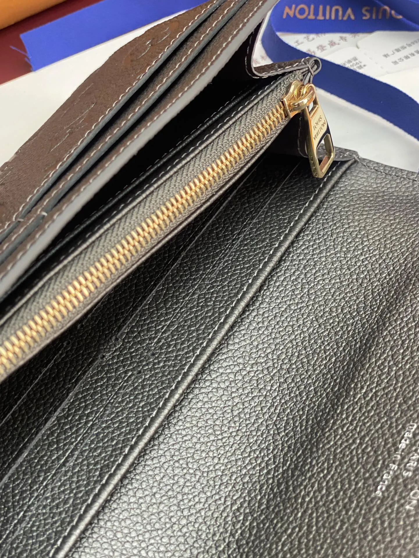 Louis Vuitton Sarah Wallet M12172 - Image 9