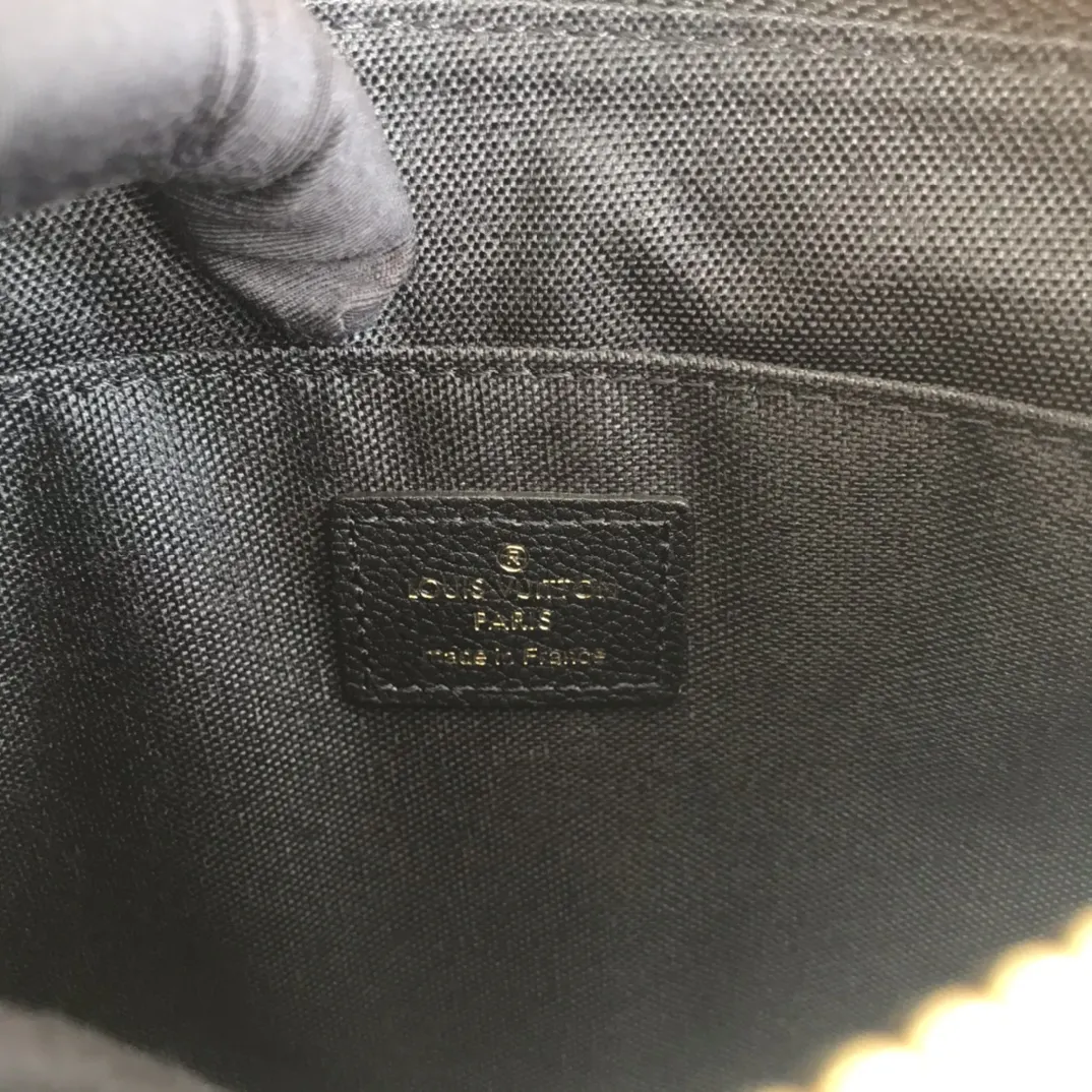Alternative view of Louis Vuitton Daily Pouch M62937