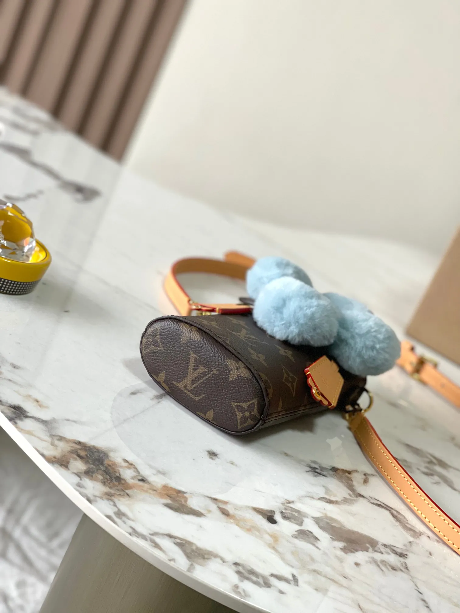 Louis Vuitton Vivienne Phone Pouch M12269 - 图片 5