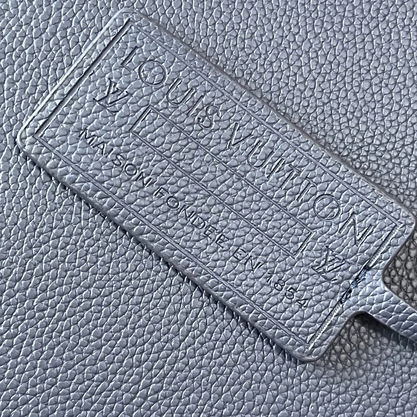 Louis Vuitton Takeoff Messenger MM M11599 - 图片 6