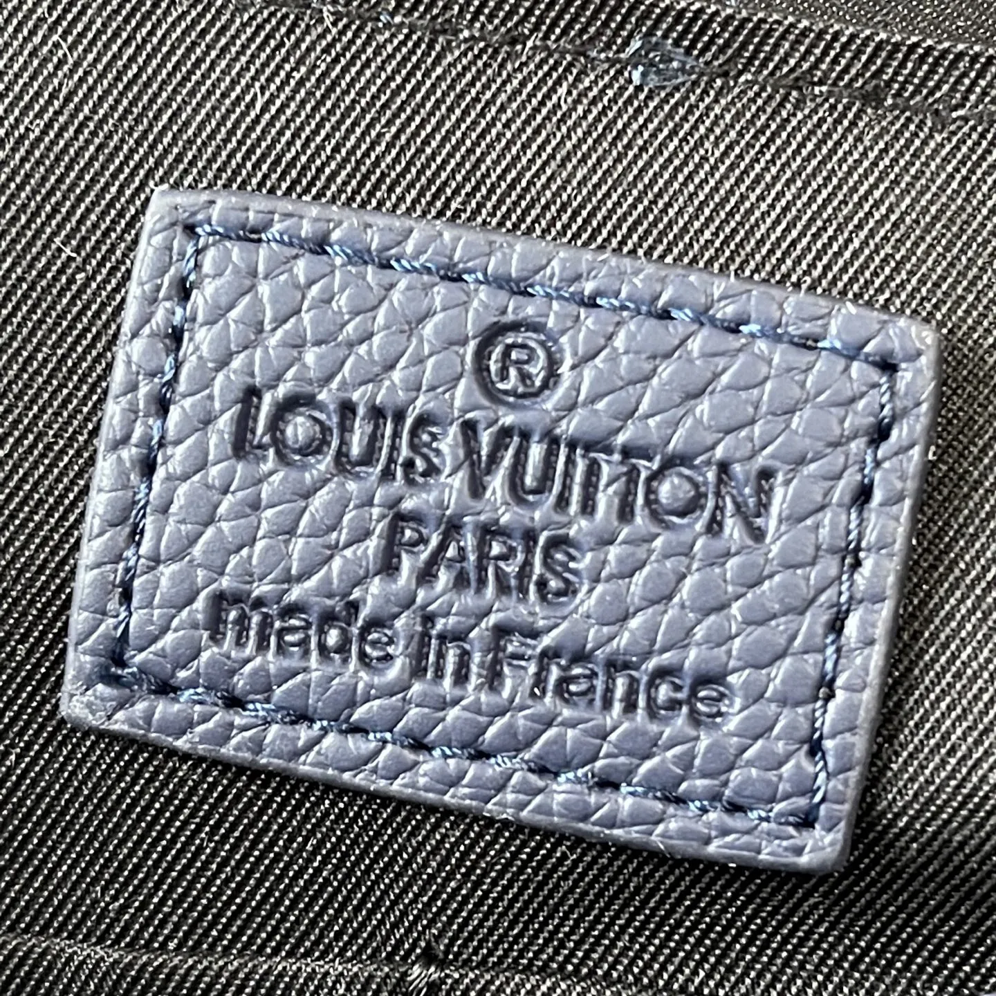 Louis Vuitton Takeoff Messenger MM M11599 - 图片 9