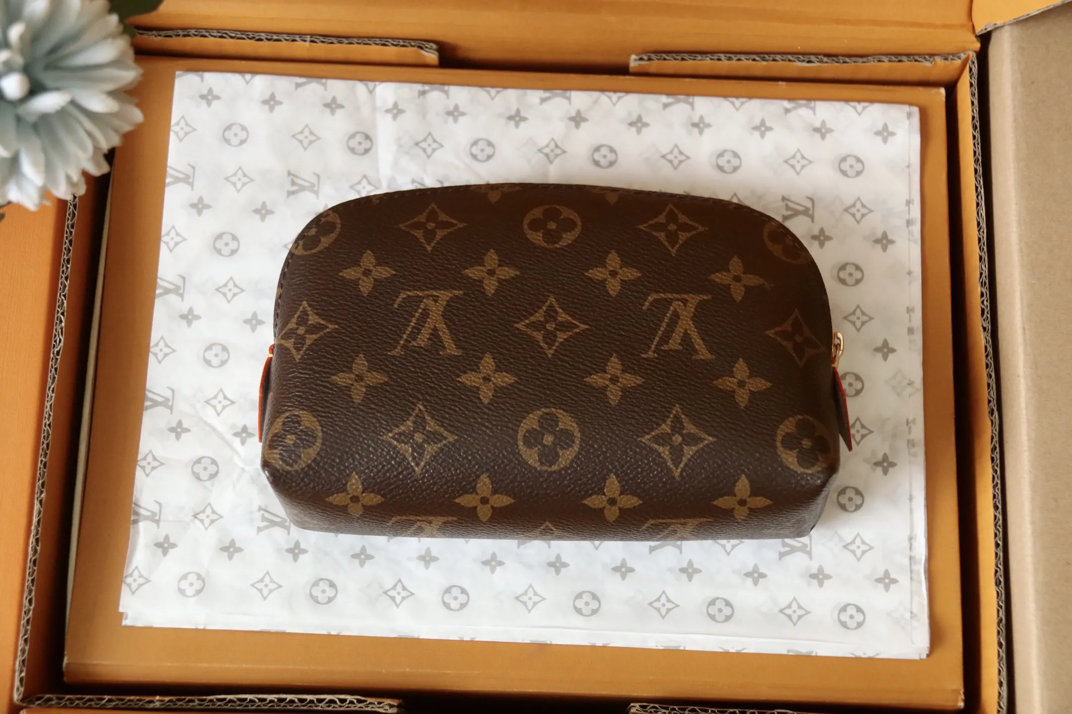 Alternative view of Louis Vuitton Cosmetic Pouch M47515