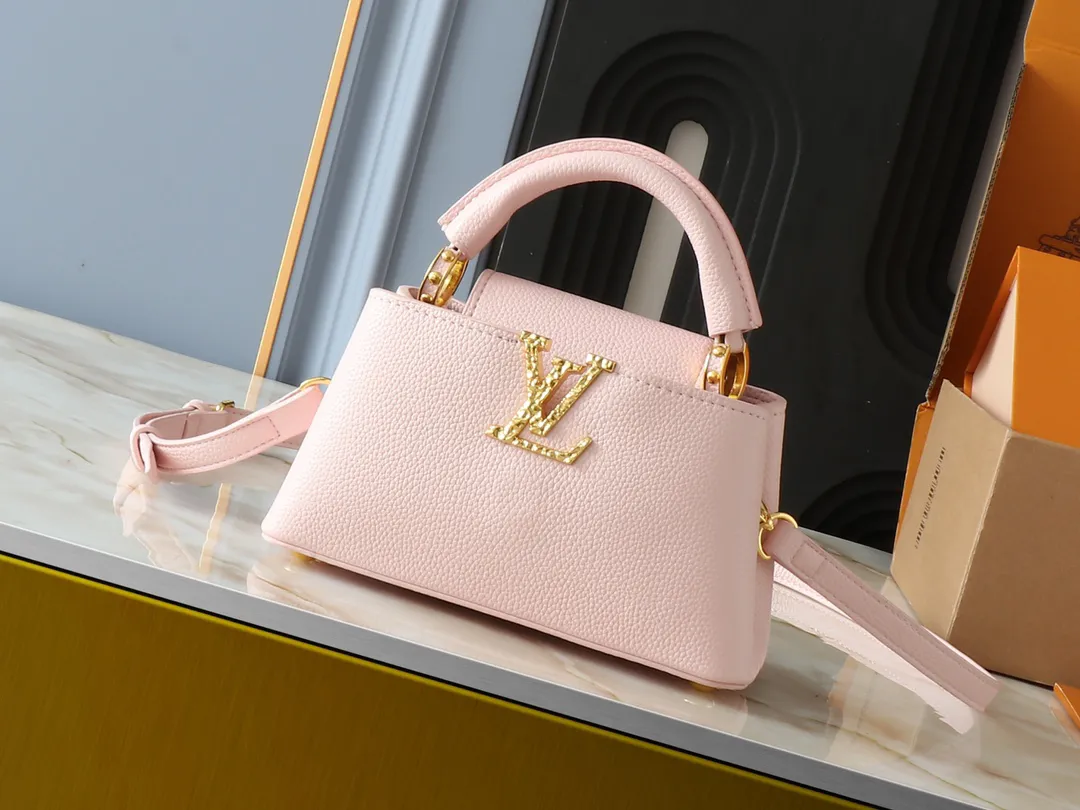 Louis Vuitton Capucines East-West Mini M24666 - Image 3