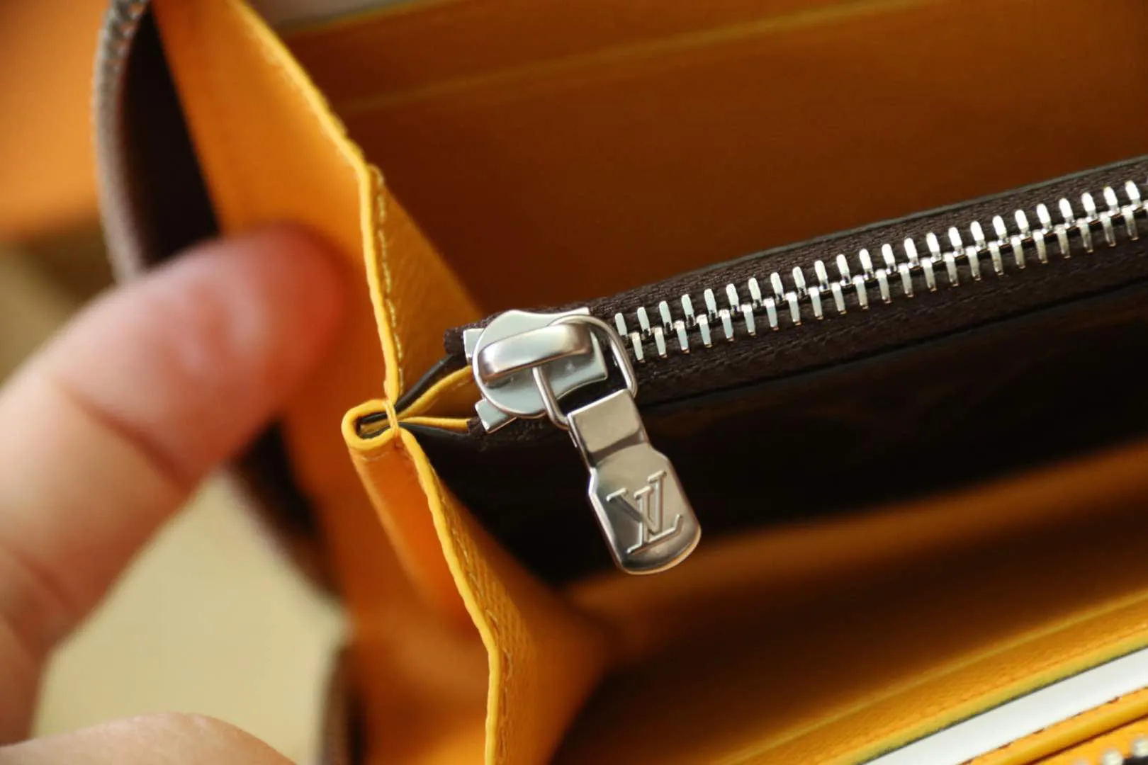 Louis Vuitton Clémence Wallet M12393 - 图片 7