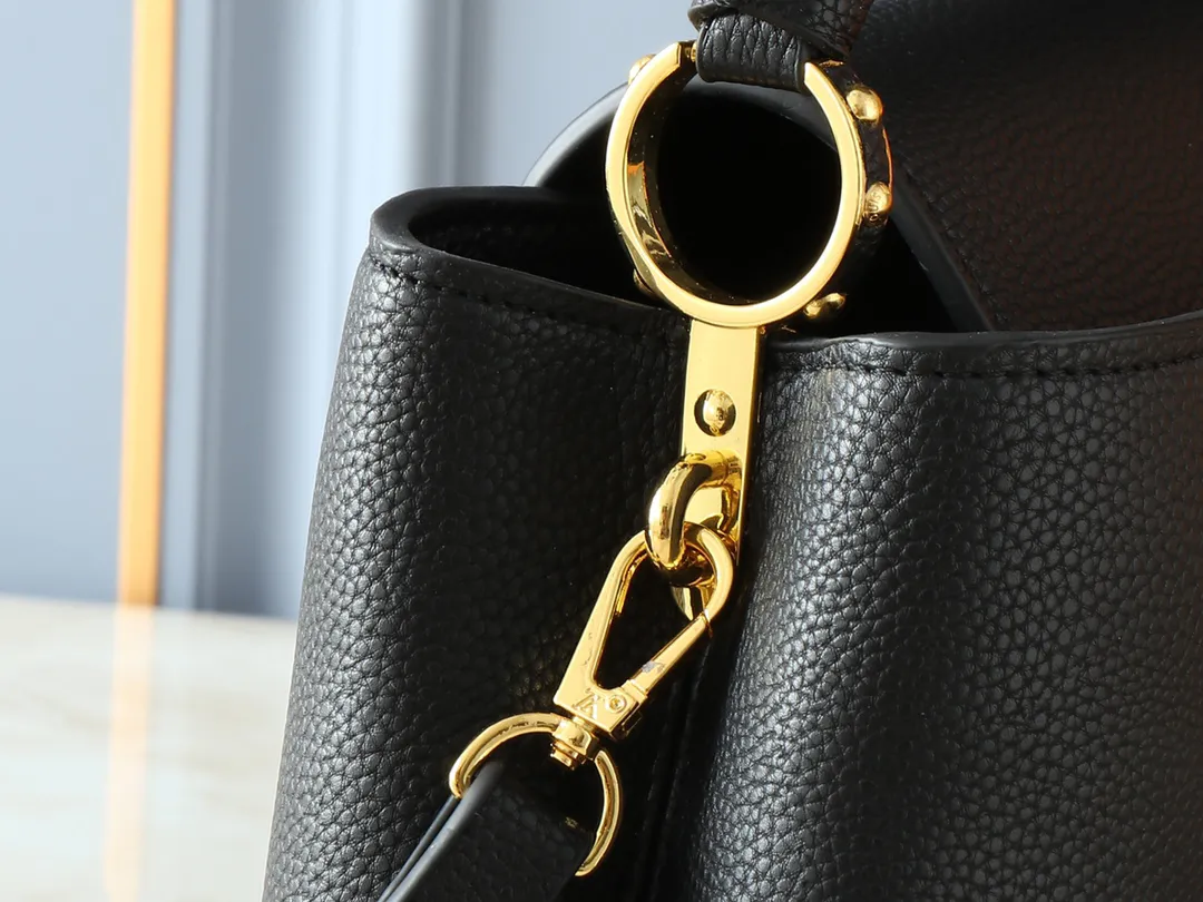 Louis Vuitton Capucines East-West MM M24664 - Image 9