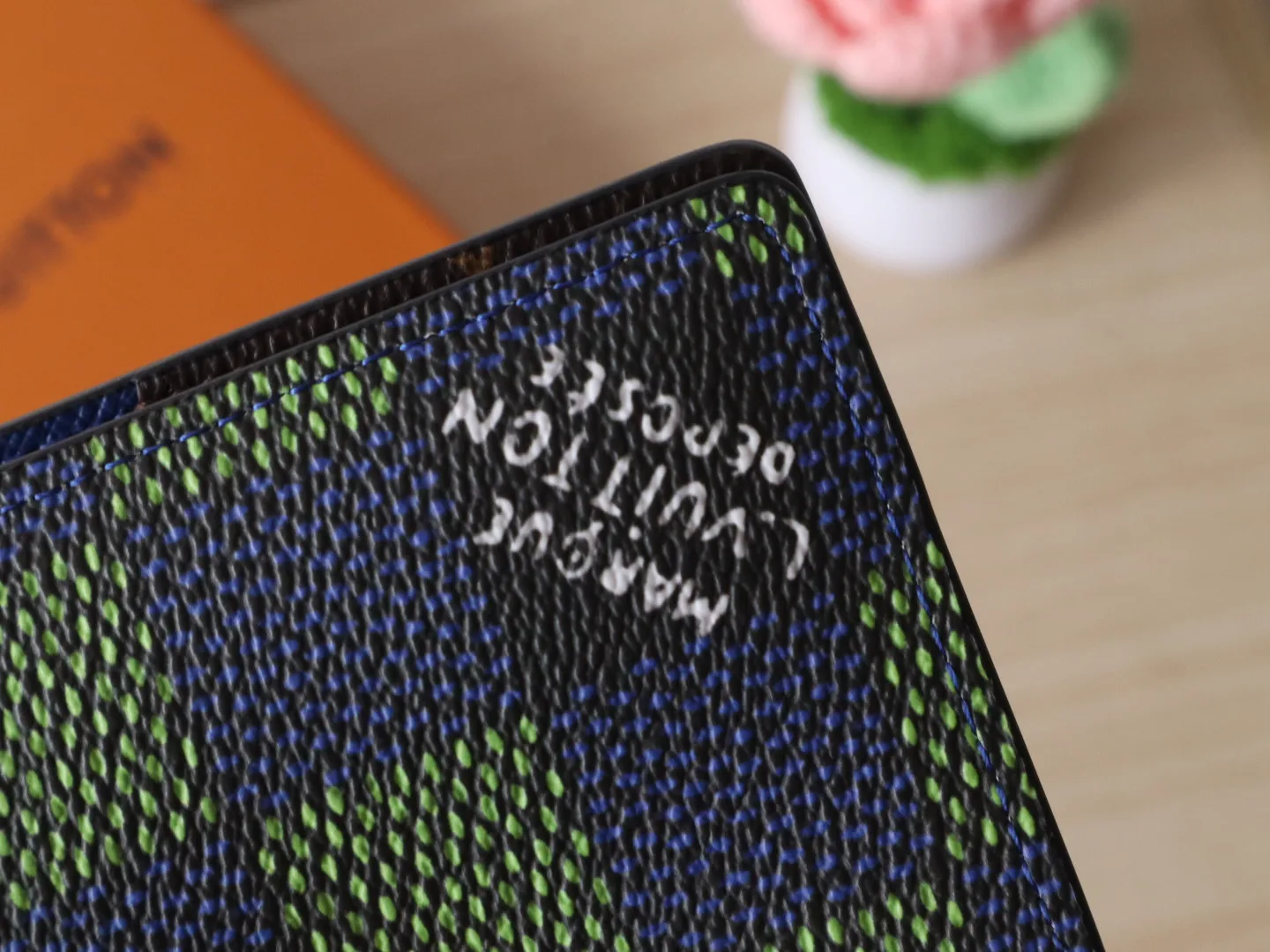 Alternative view of Louis Vuitton Pocket Organizer N00143