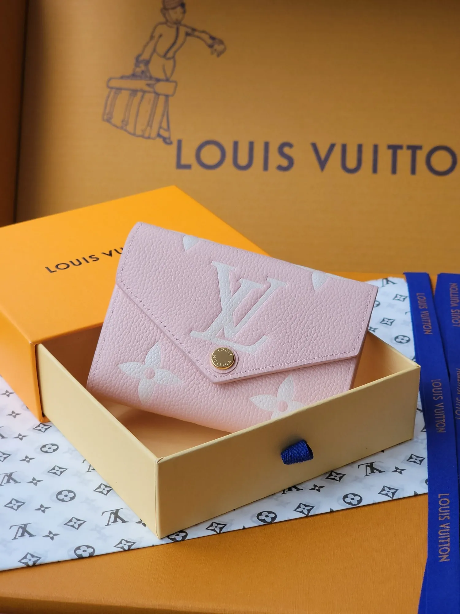 Louis Vuitton Victorine Wallet M14229 - Image 3