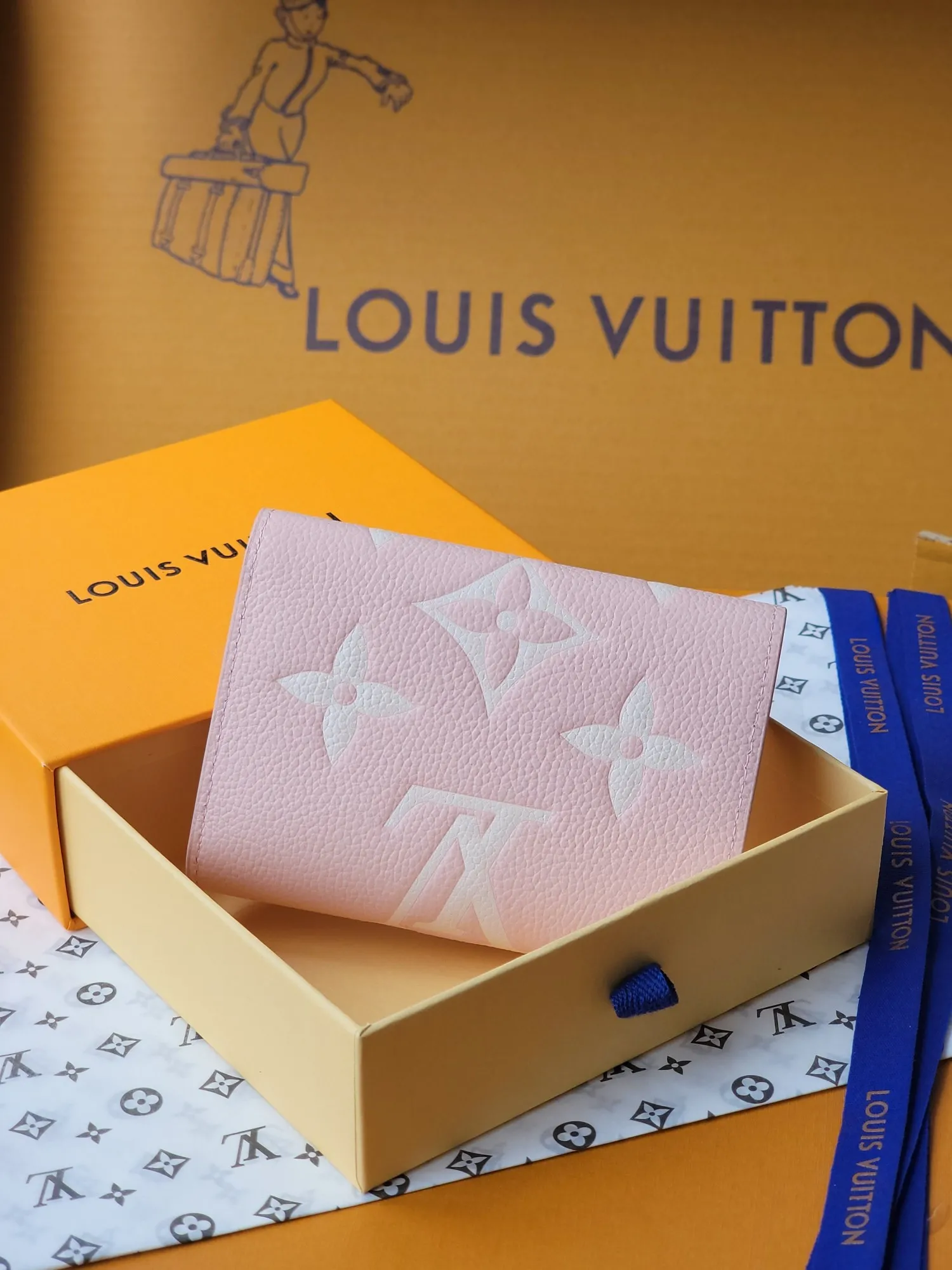 Louis Vuitton Victorine Wallet M14229 - Image 4