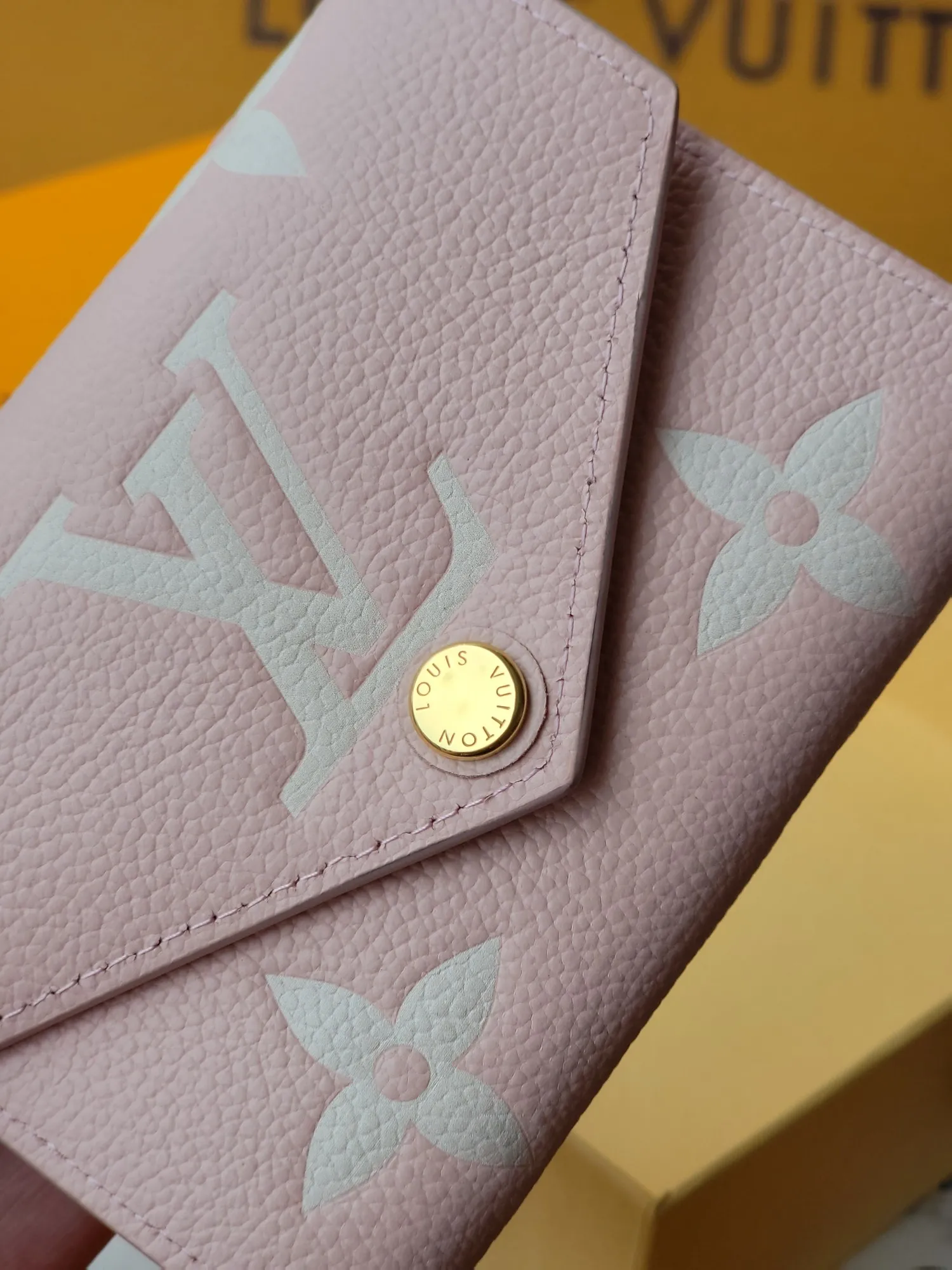 Louis Vuitton Victorine Wallet M14229 - Image 6