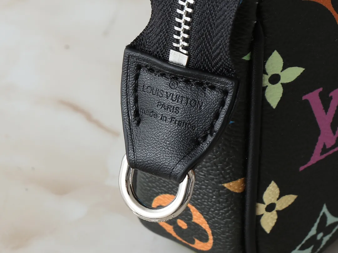 Louis Vuitton LV x TM Pochette Accessoires M13663 - Image 7