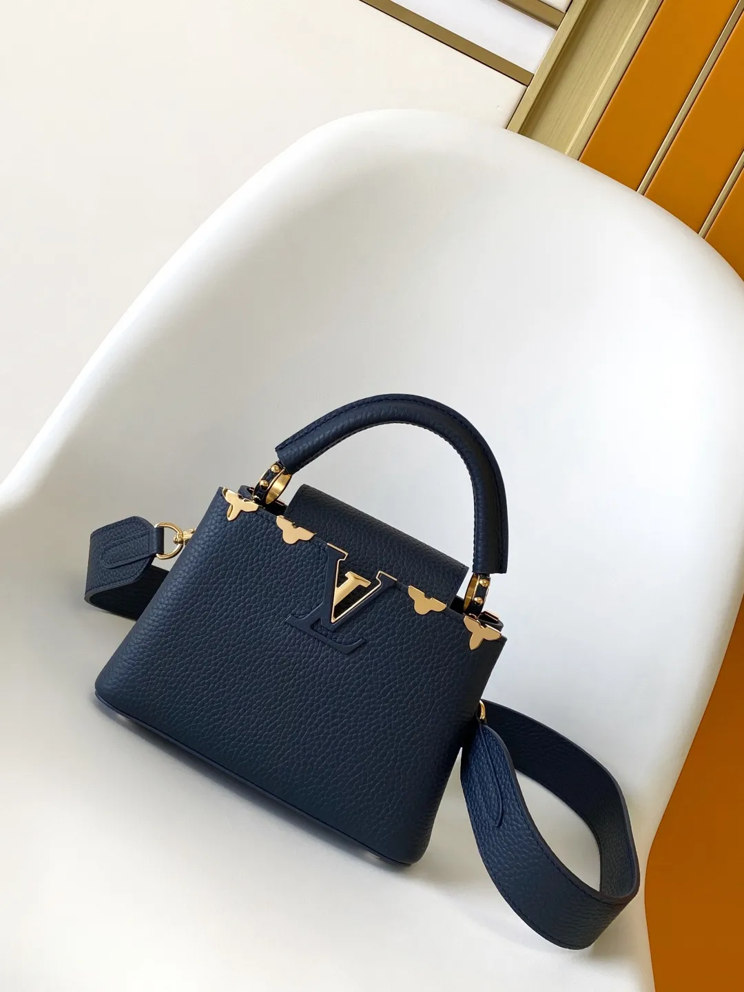 Louis Vuitton Capucines Mini M25231 - 图片 4