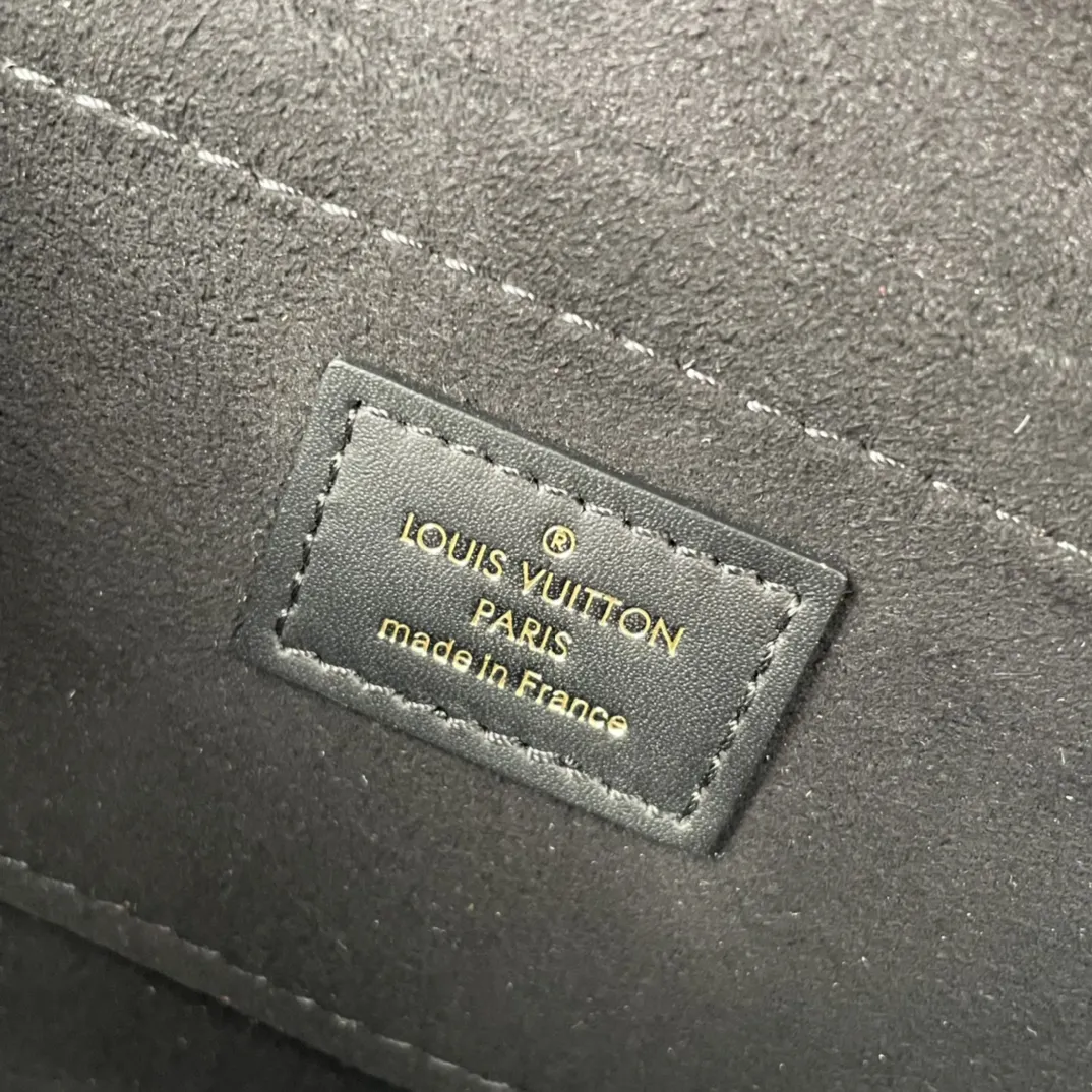 Louis Vuitton Padlock On Strap M80559 - 图片 8