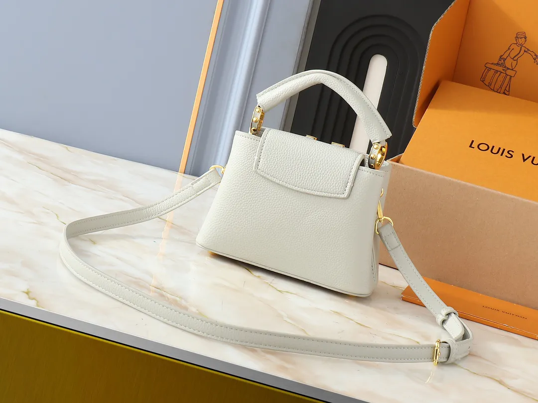 Louis Vuitton Capucines Mini M24733 - 图片 5