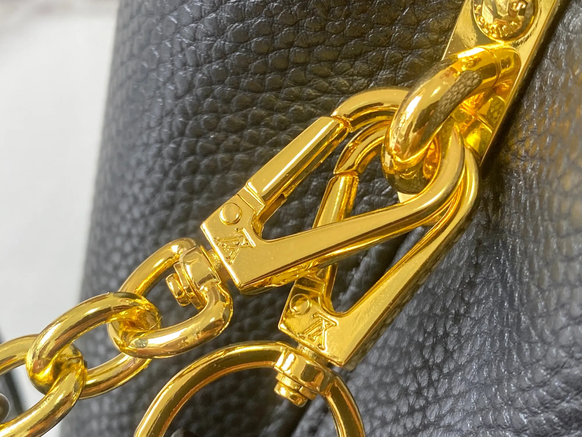 Louis Vuitton Capucines BB M23950 - 图片 9