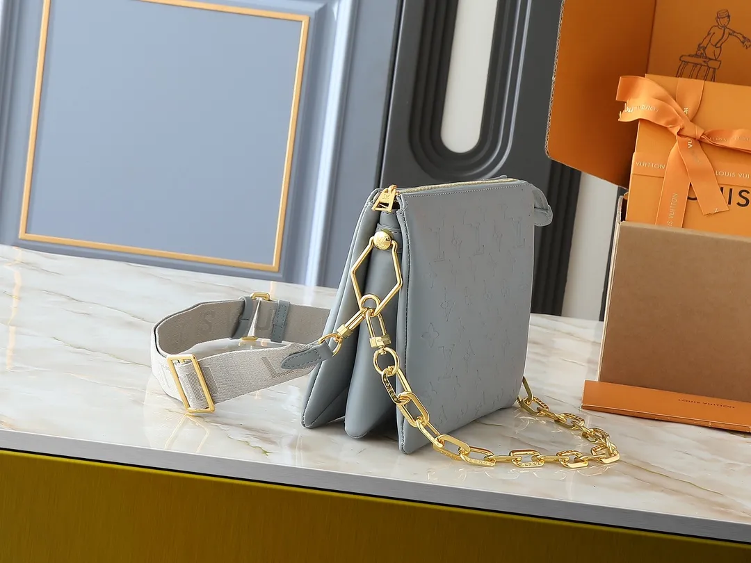 Alternative view of Louis Vuitton Coussin PM M58699