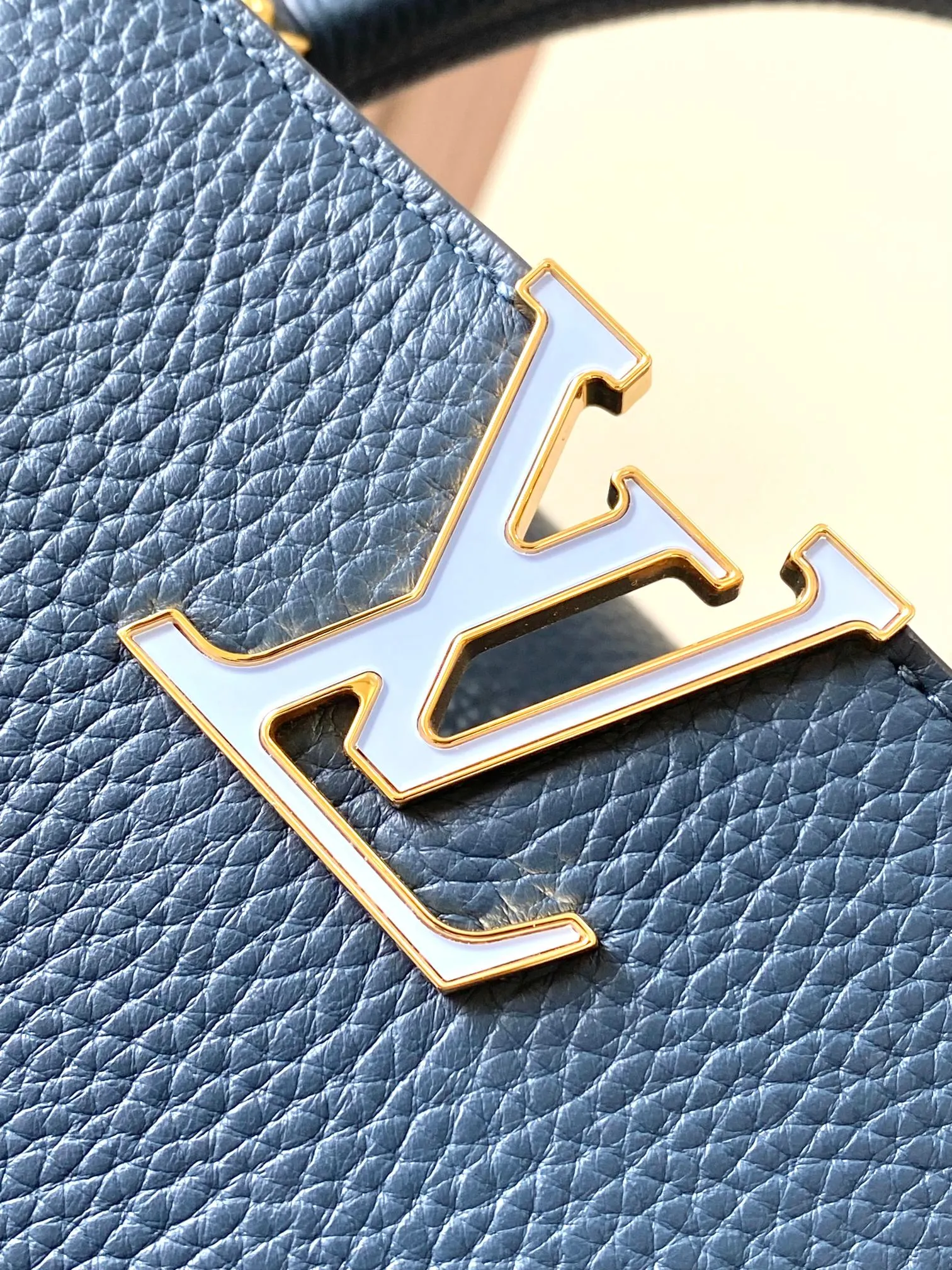 Louis Vuitton Capucines MM M23199 - 图片 5
