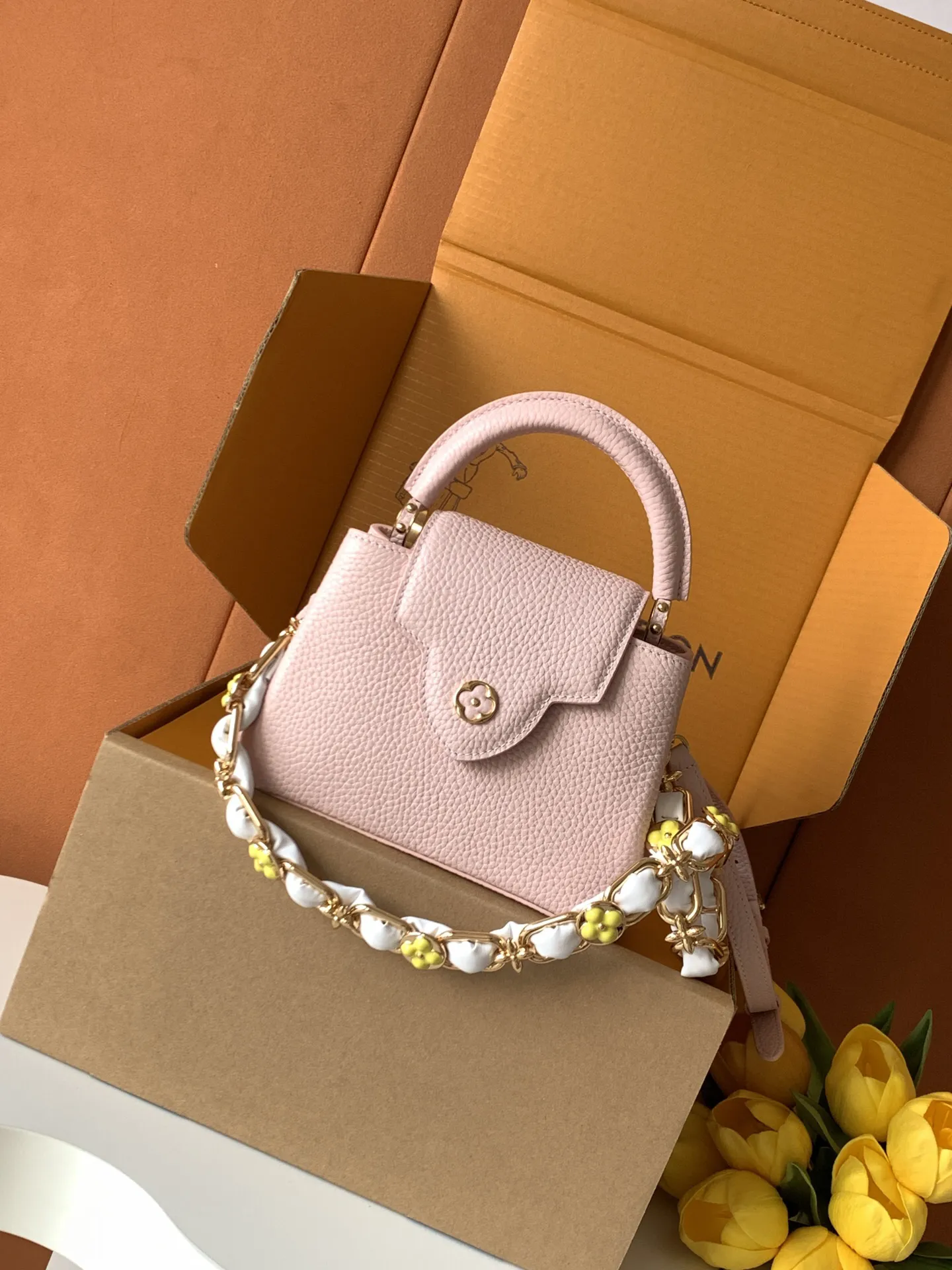 Louis Vuitton Capucines Mini M23363 - 图片 3