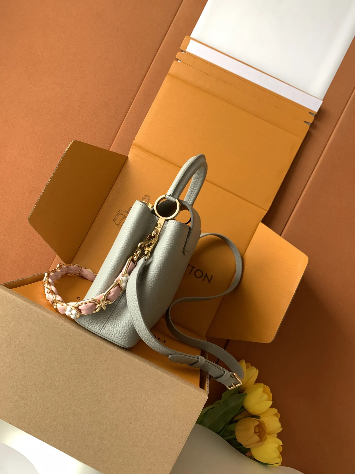 Louis Vuitton Capucines BB M23280 - 图片 5